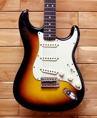 Fender Custom Shop 1963 Stratocaster Journeyman Relic Rosewood - 3-Tone Sunburst - 9230020800 - Serial Number - R83336 - L.A. Music - Canada's Favourite Music Store!