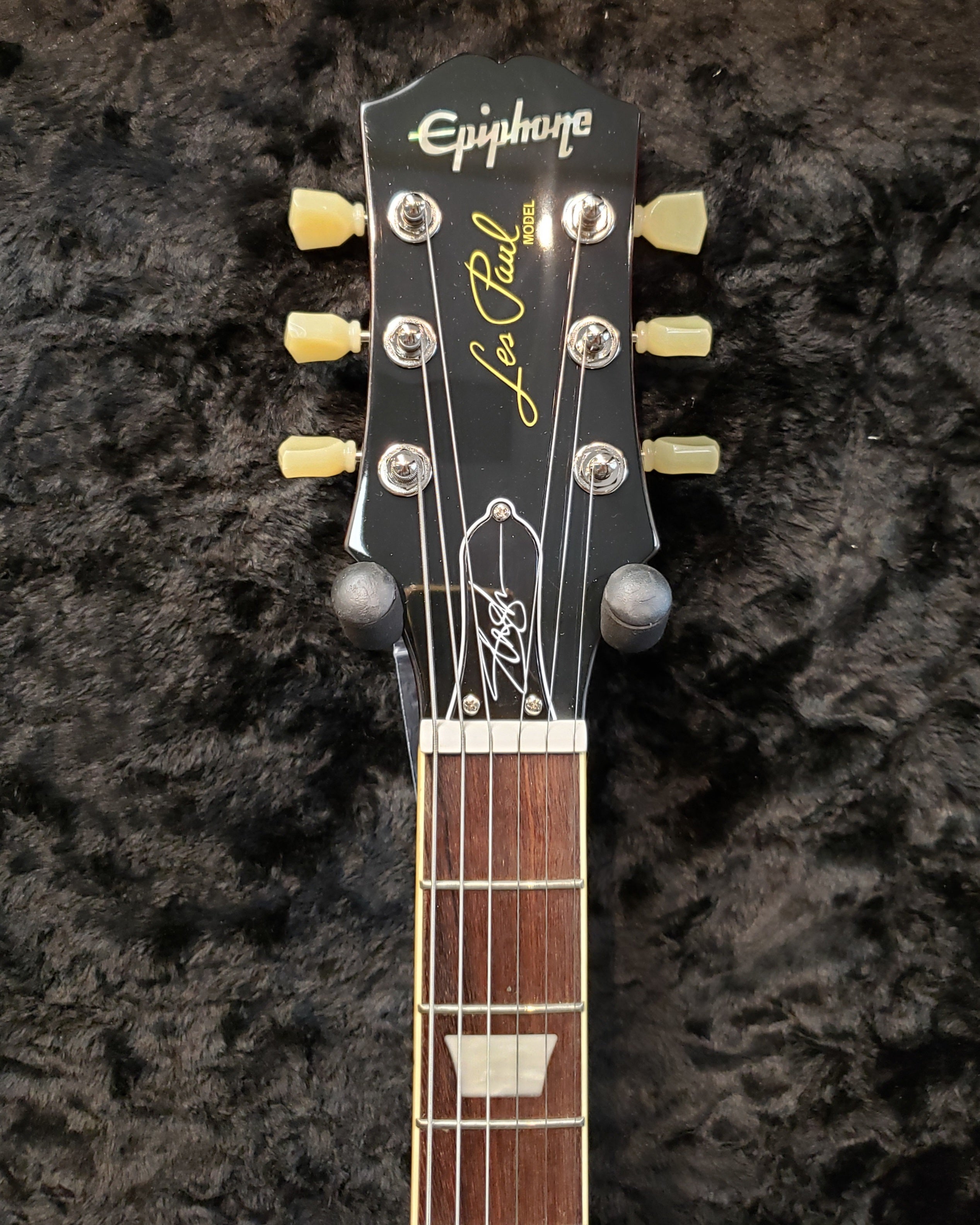 Epiphone Inspired by Gibson Slash Les Paul November Burst with Custom HardShell Case EILPSLASHNVNH