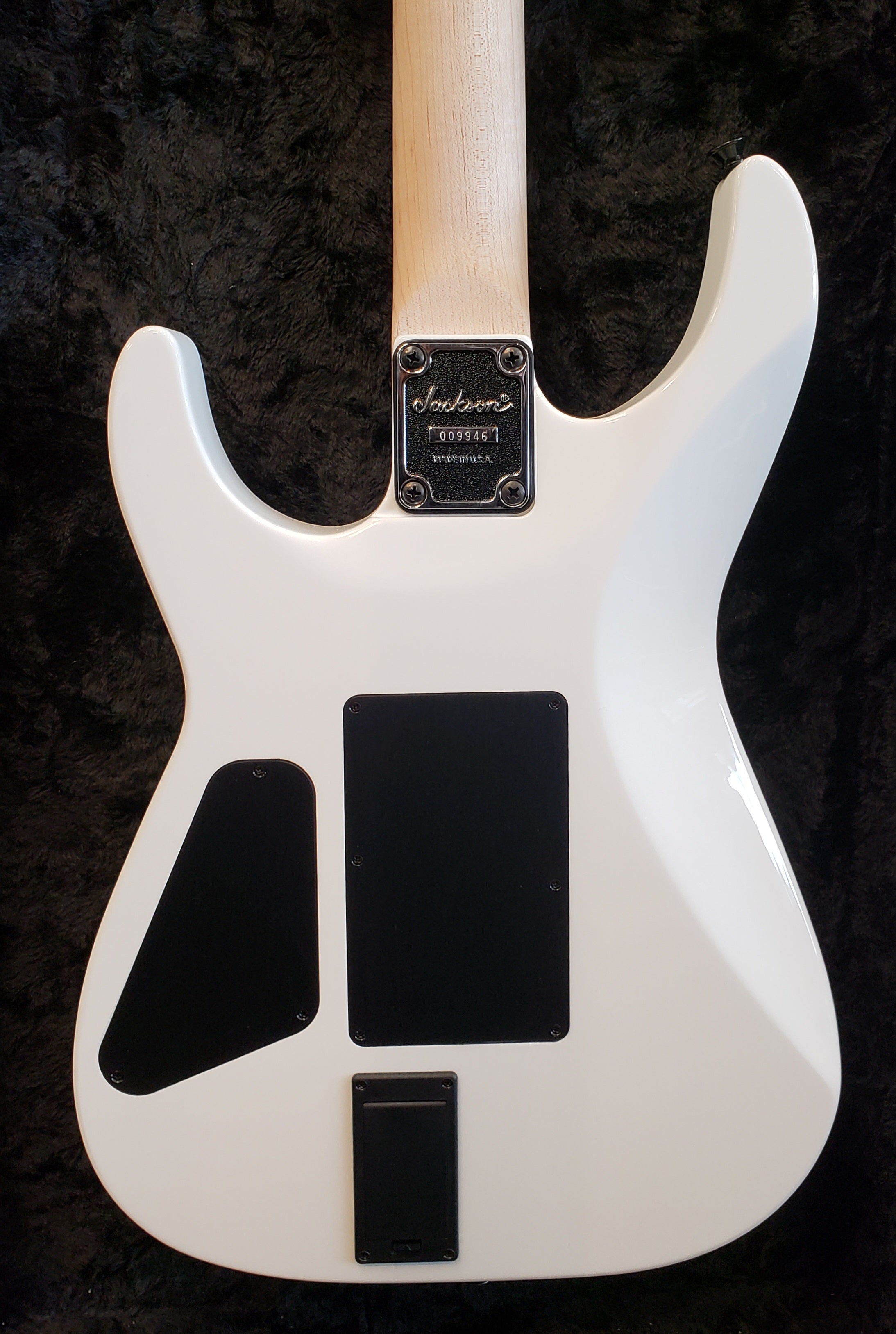 Jackson Custom Shop USA SELECT DK1 Dinky Ebony Fretboard Snow White 2803010876 SERIAL NUMBER 009946 - 8.0 LBS