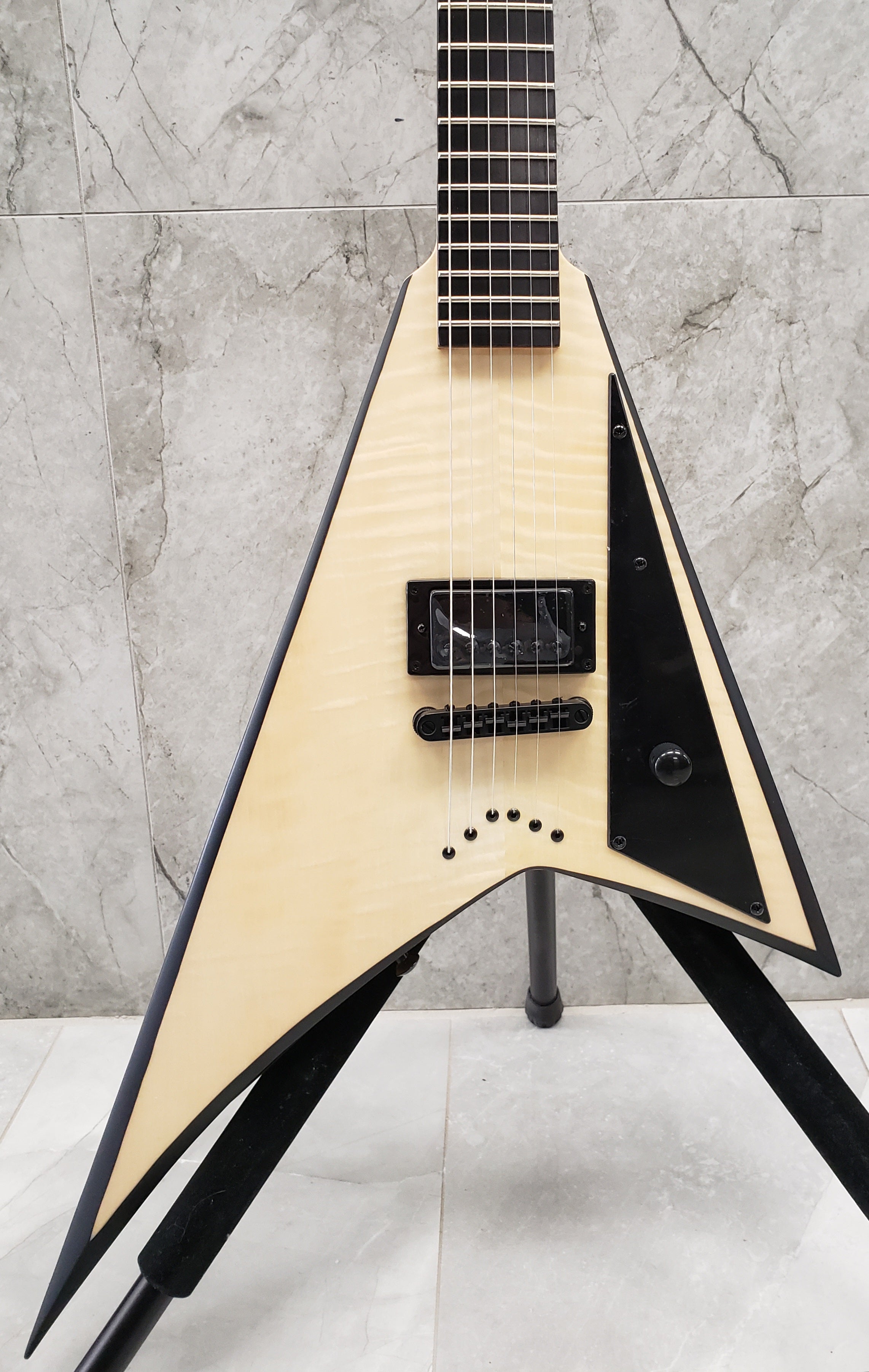 Jackson Pro Series Signature Christian Andreu Rhoads RRT Ebony Fingerboard Natural 2910000557