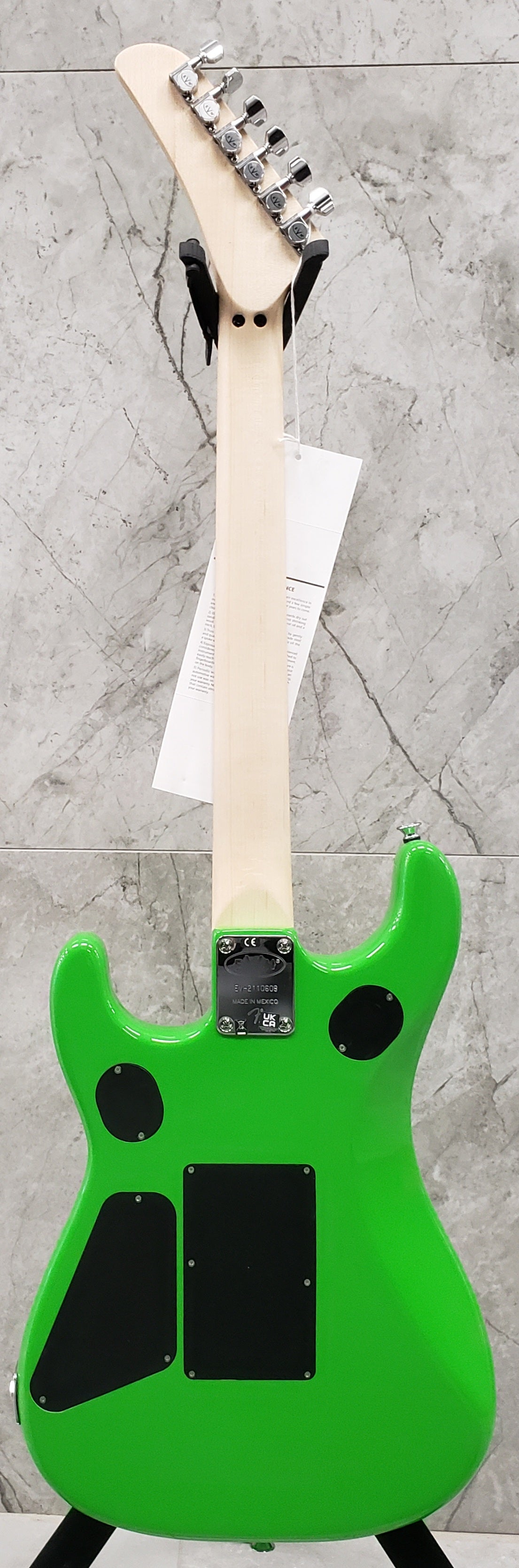 EVH 5150 Series Standard Maple Fingerboard, Slime Green 5108001525