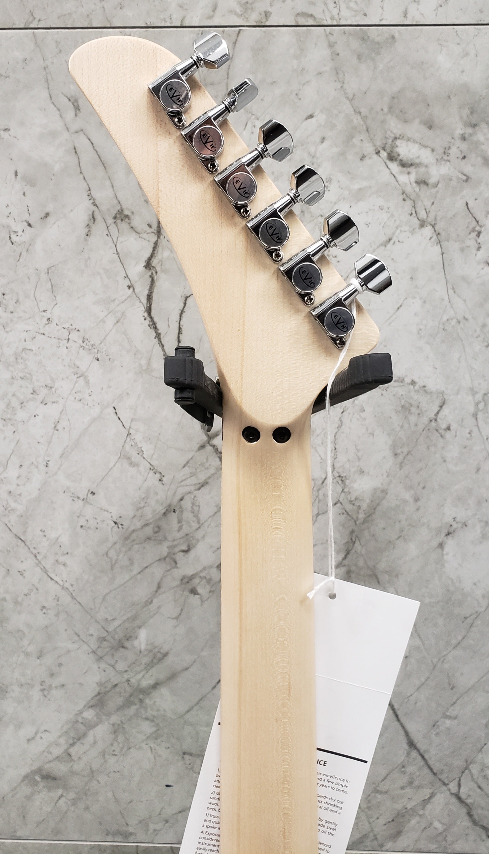 EVH 5150 Series Standard Maple Fingerboard, Slime Green 5108001525 SOLD OUT