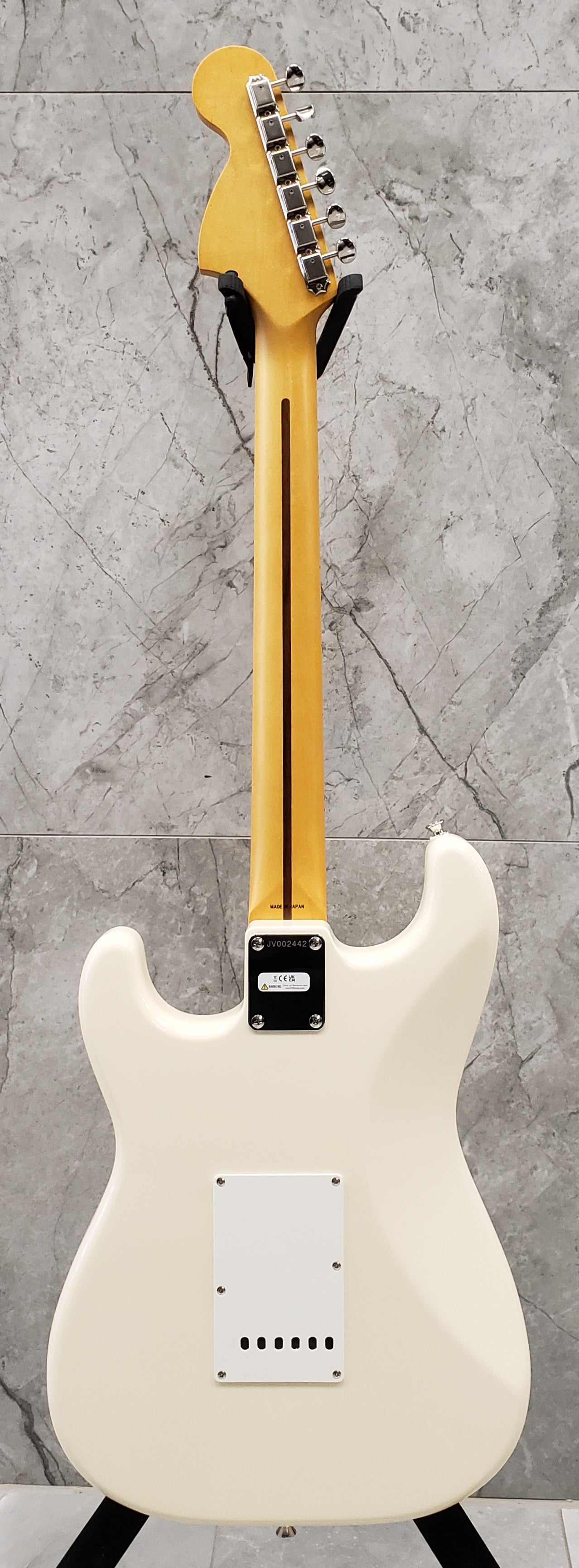 FENDER MADE IN JAPAN JV Modified 60s Stratocaster Maple Fingerboard Olympic White 0251862305