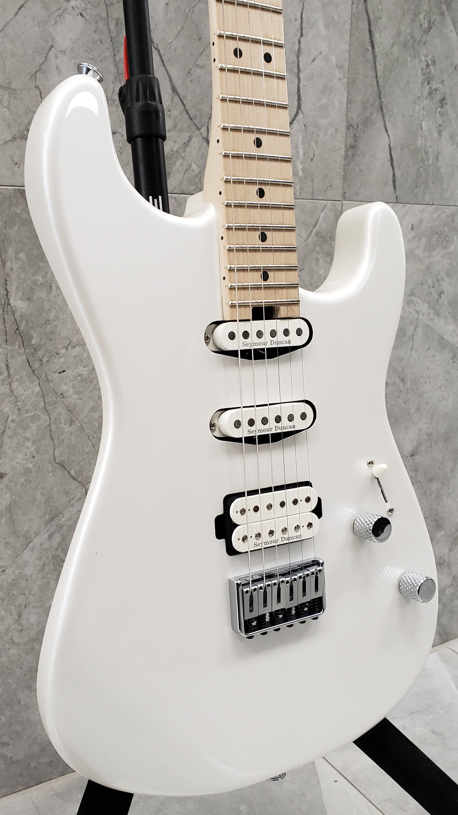 CHARVEL Pro-Mod San Dimas Style 1 HSS HT M Maple Fingerboard, Platinum Pearl 2965063576