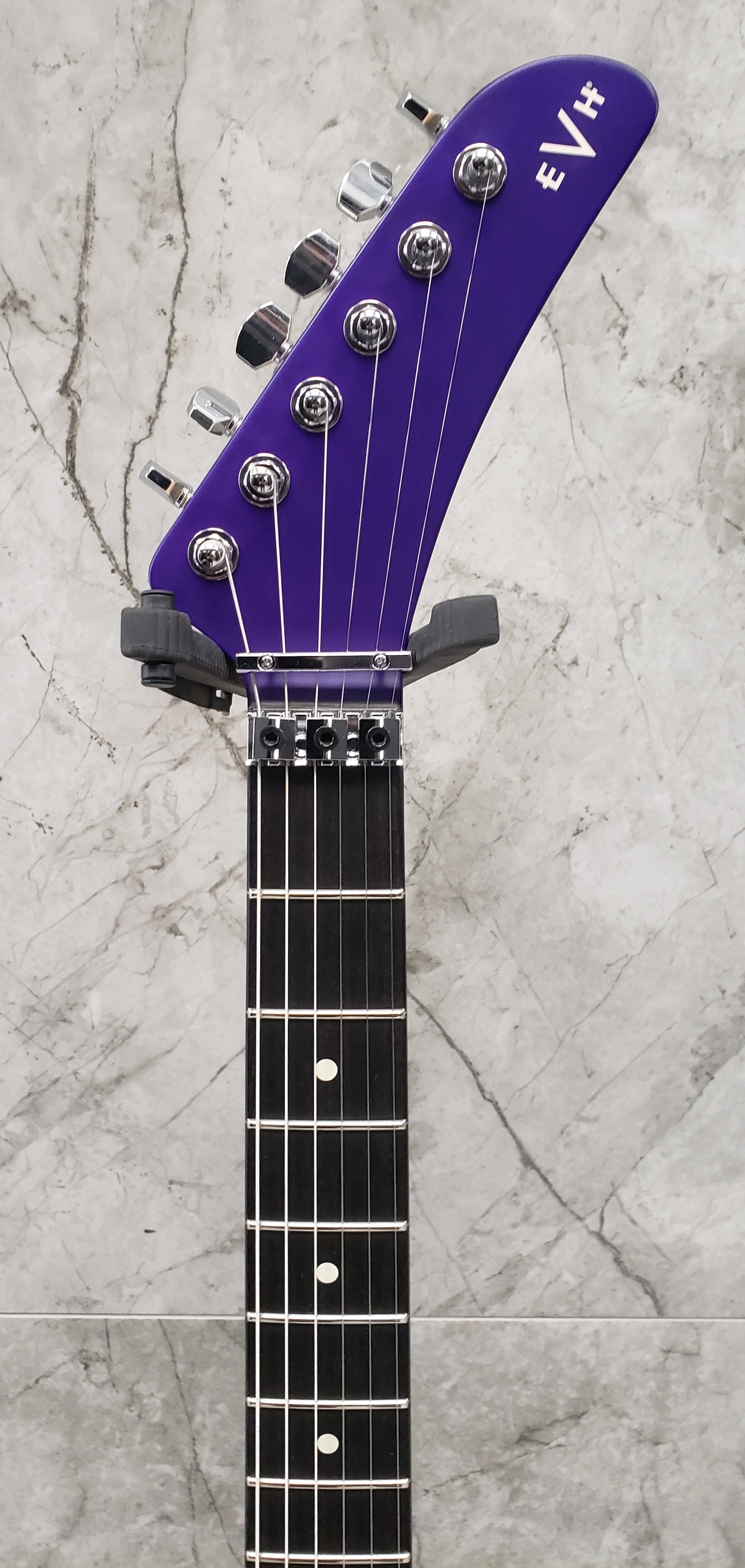 EVH 5150 Series Deluxe QM QUILTED MAPLE Ebony Fingerboard Purple Daze Satin Finish 5108002535 IN STOCK - SERIAL NUMBER EVH2113358 - 7.4 LBS