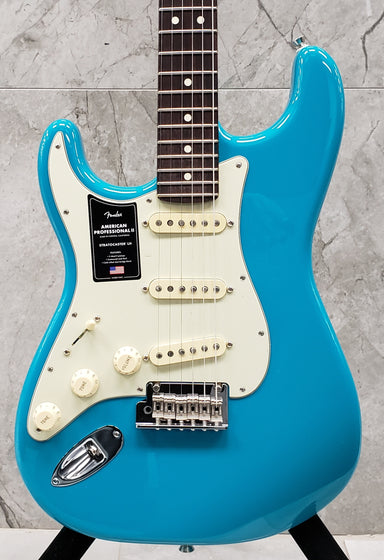 Fender American Professional II Stratocaster Left Hand Rosewood Fingerboard Miami Blue F-0113930719