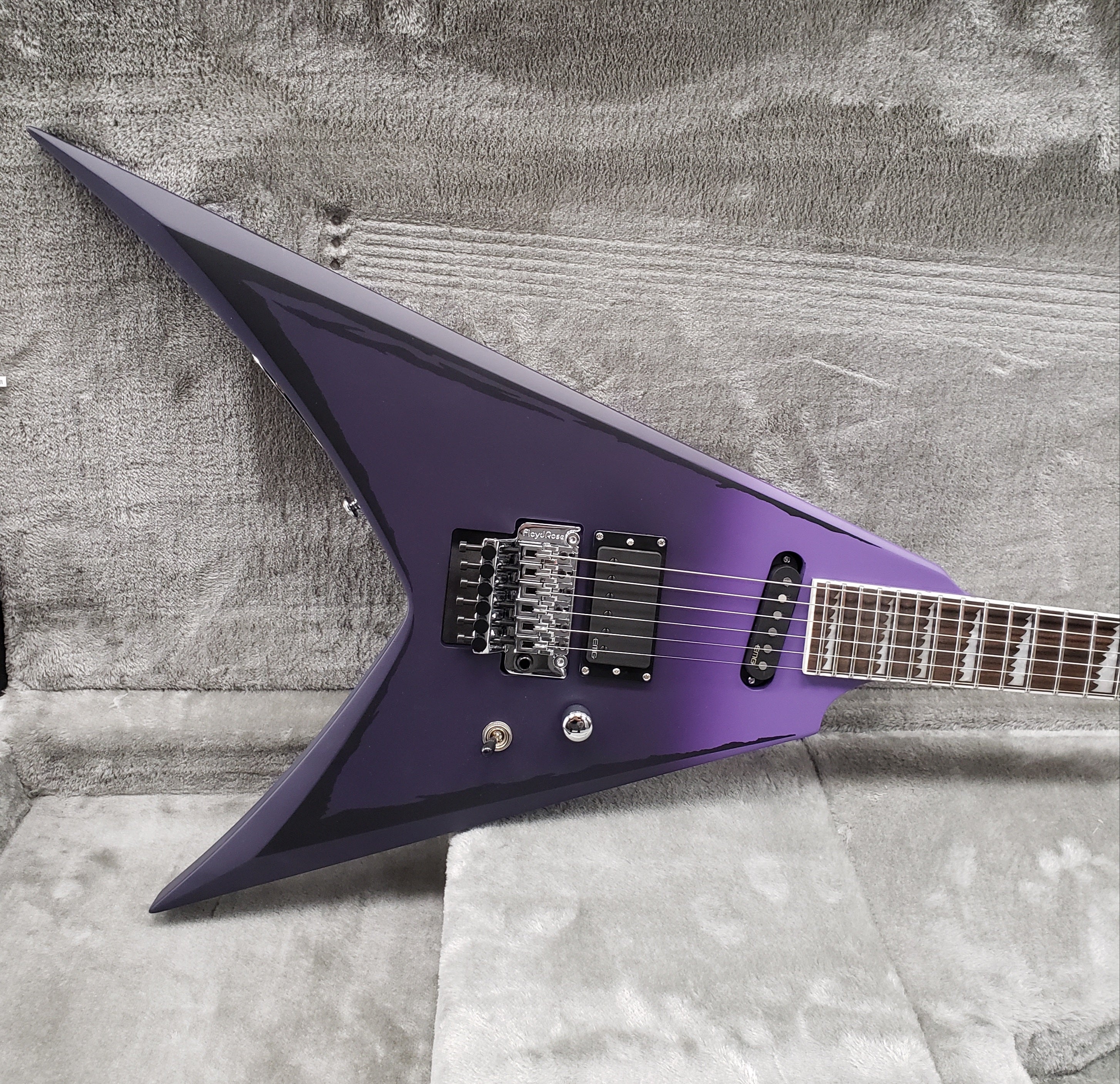 ESP LTD ALEXI RIPPED PURPLE FADE SATIN W/ RIPPED PINSTRIPES LALEXIRIPPED