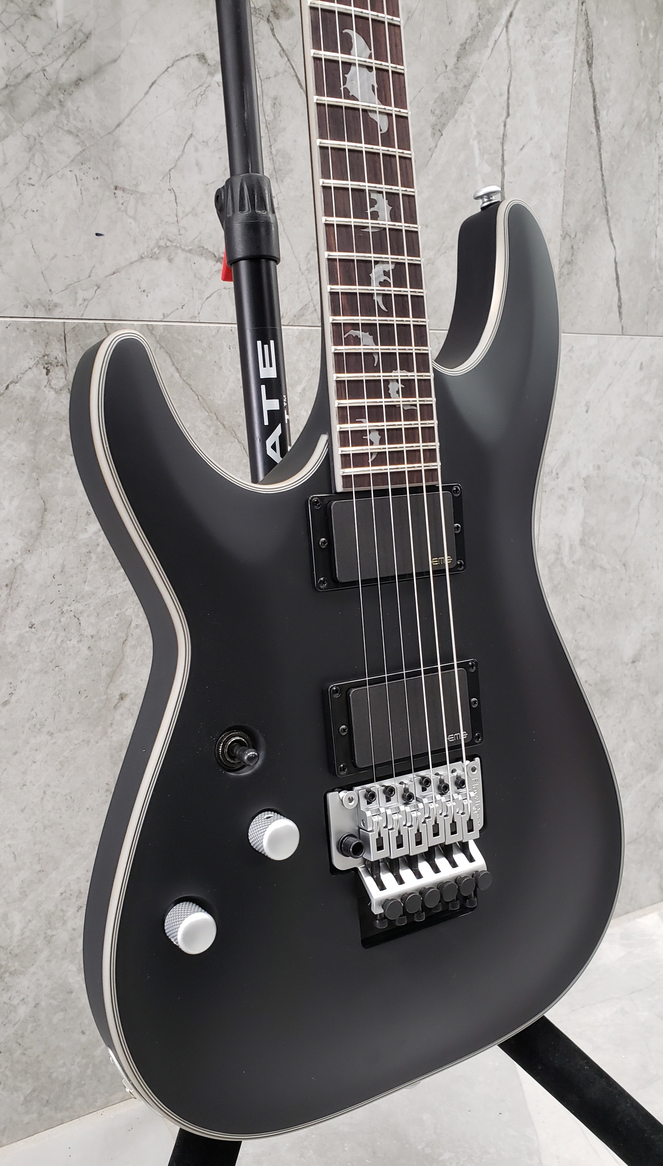 Schecter DAMIEN PLATINUM 6 FR LH SBK LEFT HANDED Satin Black Guitar with EMG 81, 85 Pickups 1184-SHC