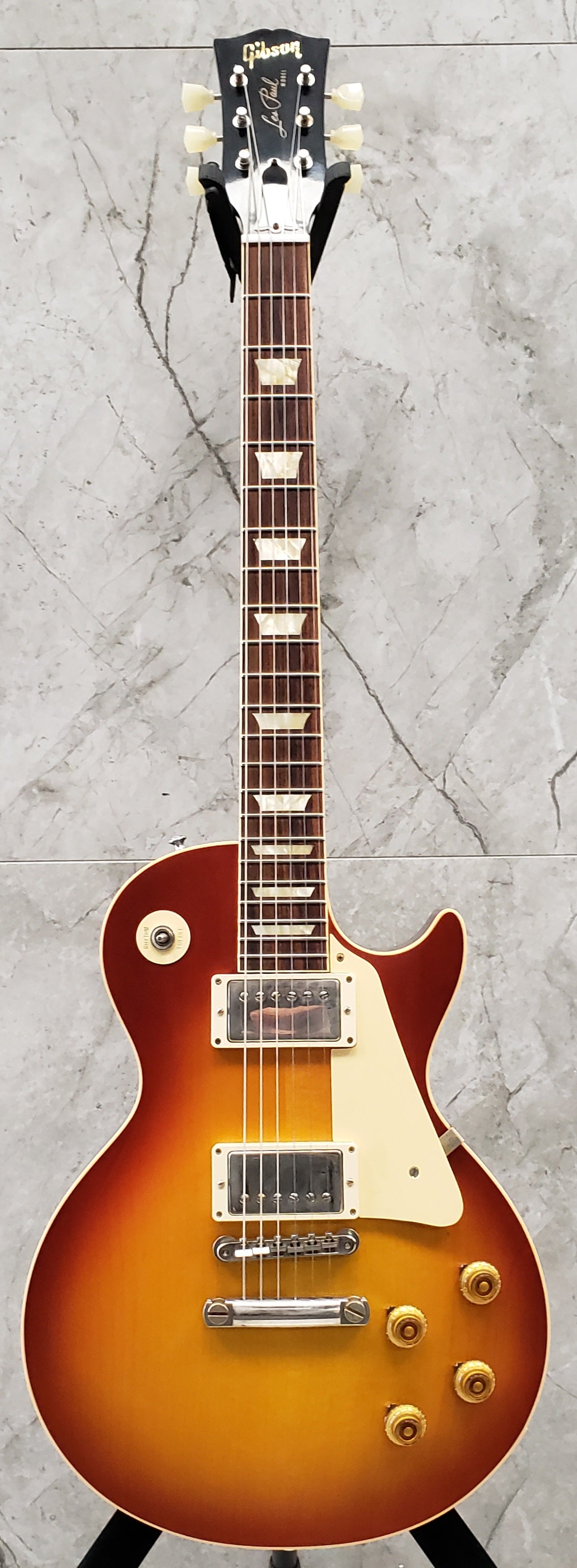 Gibson Custom Shop 1958 Les Paul Standard Reissue VOS Washed Cherry Sunburst SERIAL NUMBER 8 0790 8.2 LBS