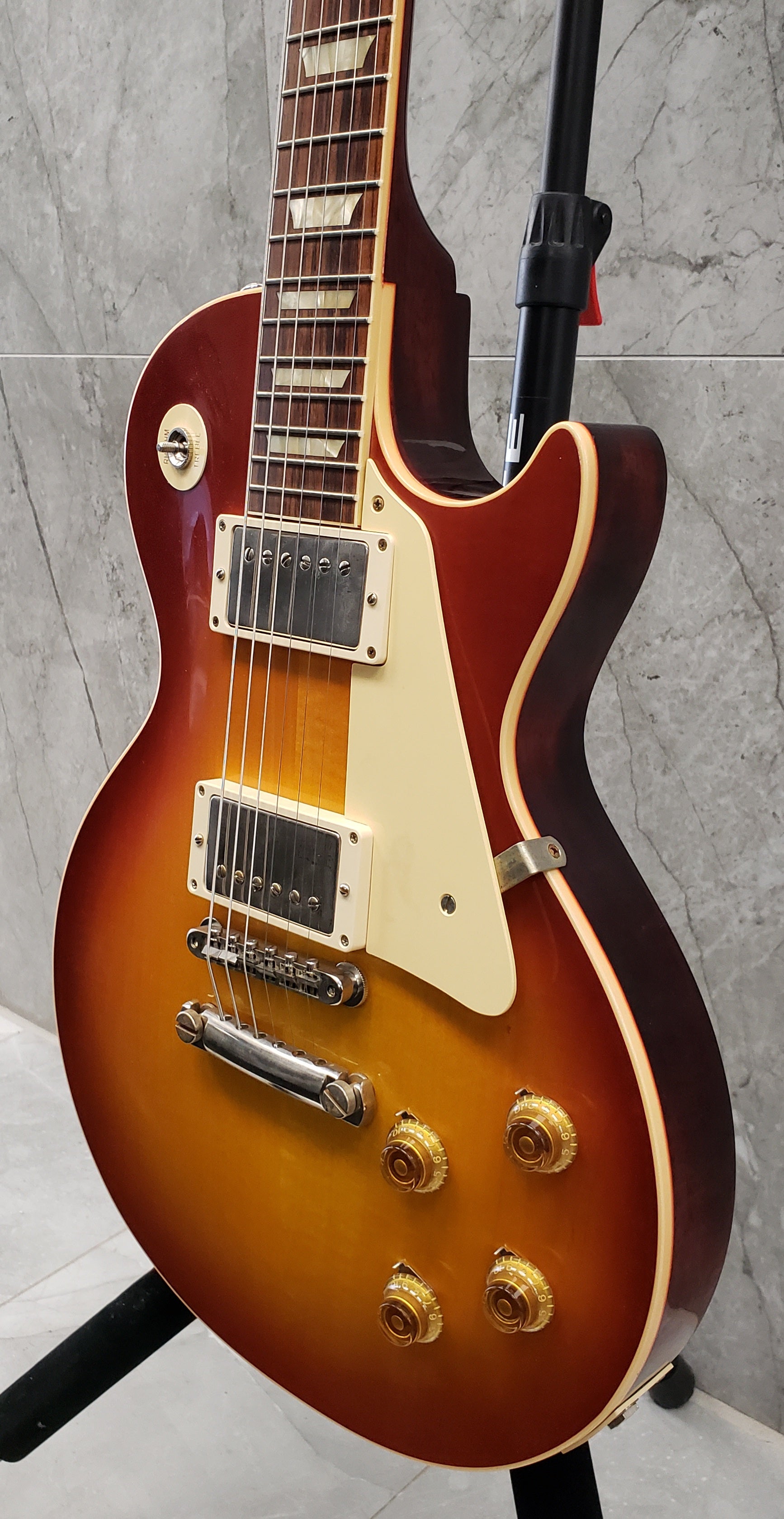 Gibson Custom Shop 1958 Les Paul Standard Reissue VOS Washed Cherry Sunburst SERIAL NUMBER 80790 8.2 LBS