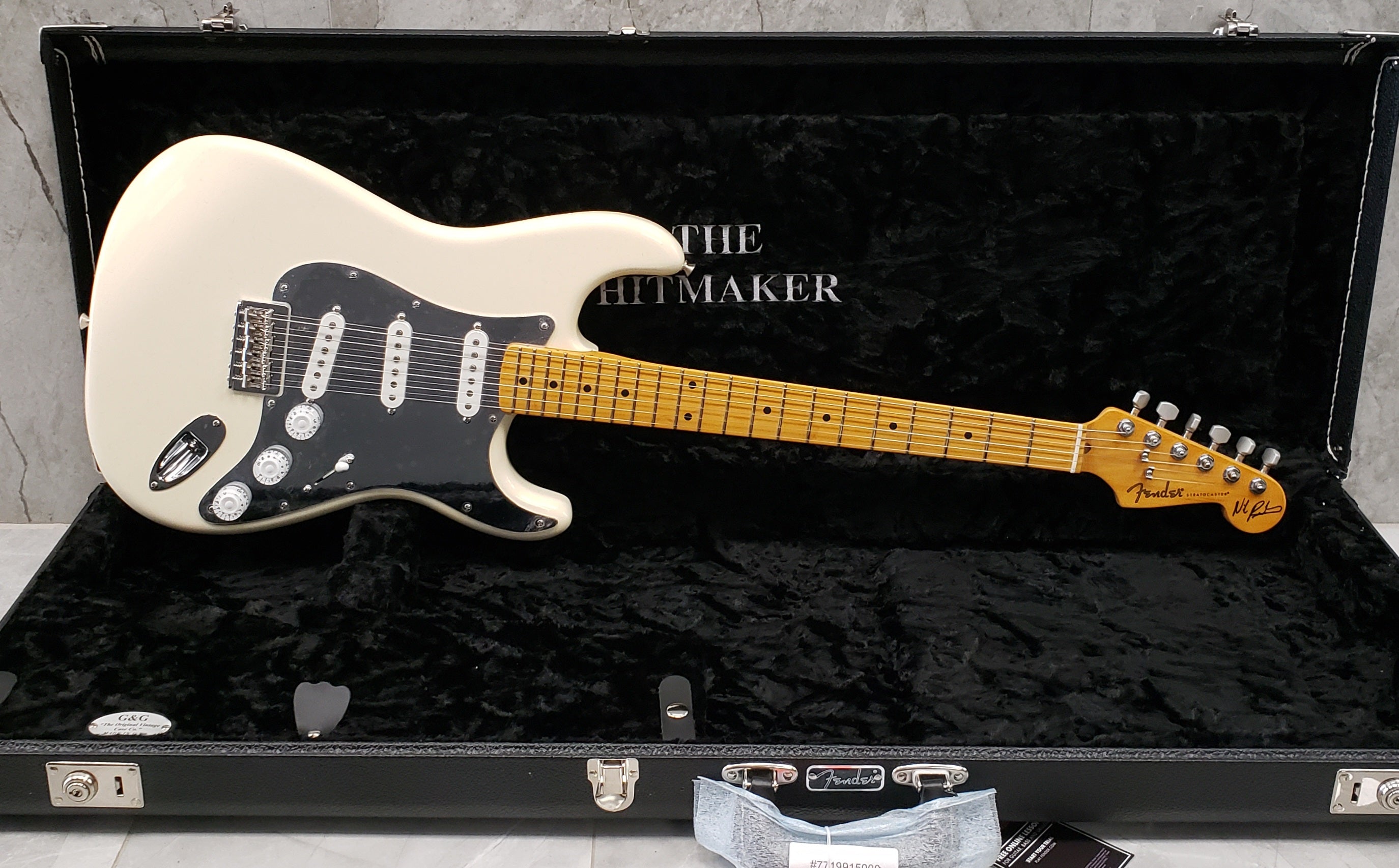 Fender Nile Rodgers Hitmaker Stratocaster Maple Fingerboard Olympic White MODEL 0115922705