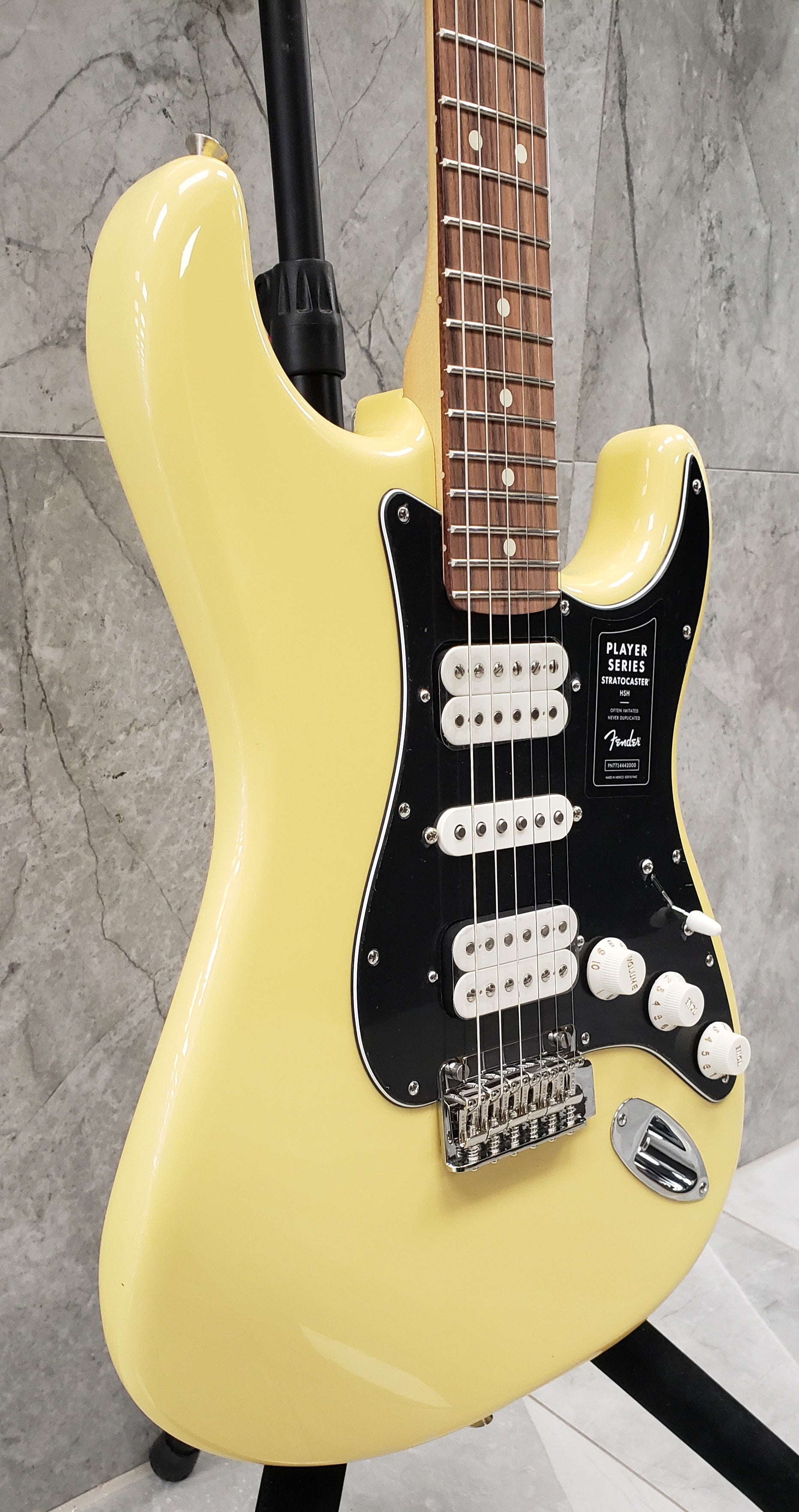 Fender Player Stratocaster HSH Buttercream 0144533534