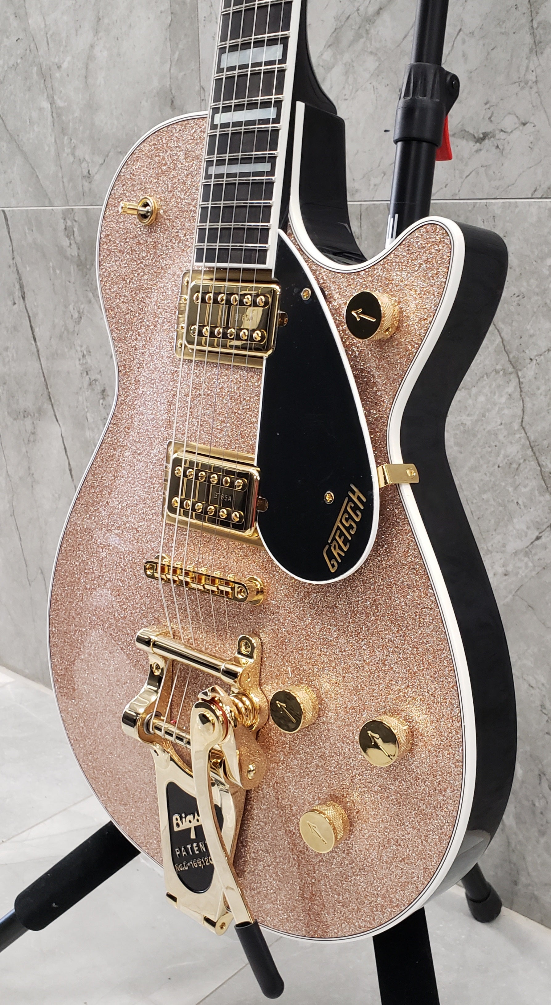 Gretsch G6229TG Limited Edition Players Edition Sparkle Jet BT with Bigsby and Gold Hardware, Ebony Fingerboard Champagne Sparkle 2403410816