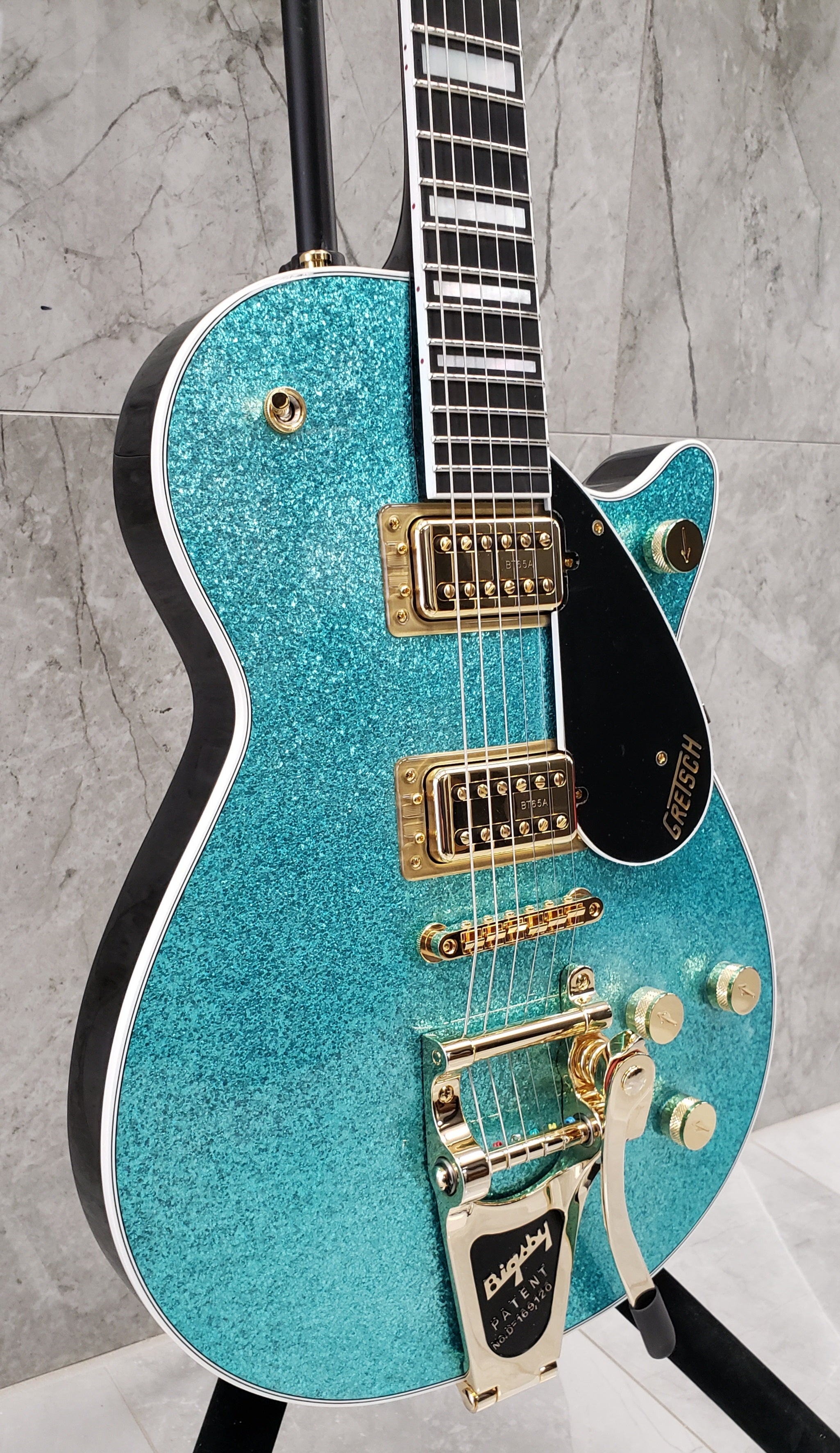 GRETSCH G6229TG Limited Edition Players Edition Sparkle Jet BT with Bigsby Ocean Turquoise Sparkle 2403410813 SERIAL NUMBER JT21114799 - 8.6 LBS