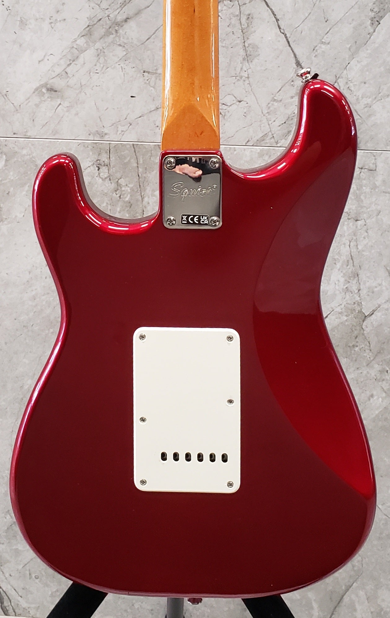 Squier Classic Vibe 60s Stratocaster Candy Apple Red 0374010509