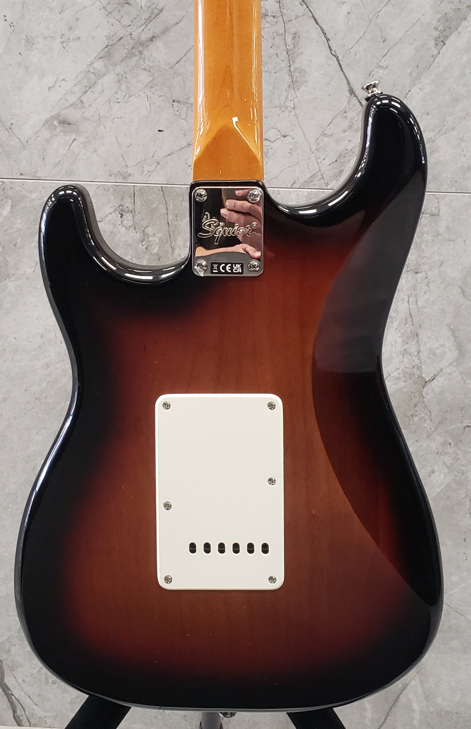 Squier Classic Vibe 60s Stratocaster 3-Color Sunburst 0374010500