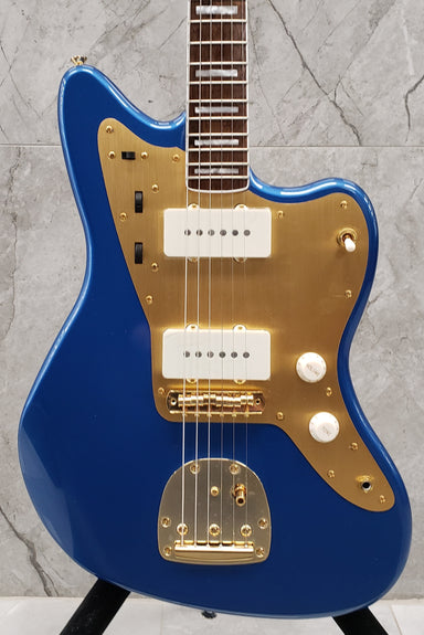 SQUIER 40th Anniversary Jazzmaster Gold Edition Gold Anodized Pickguard, Lake Placid Blue 0379420502