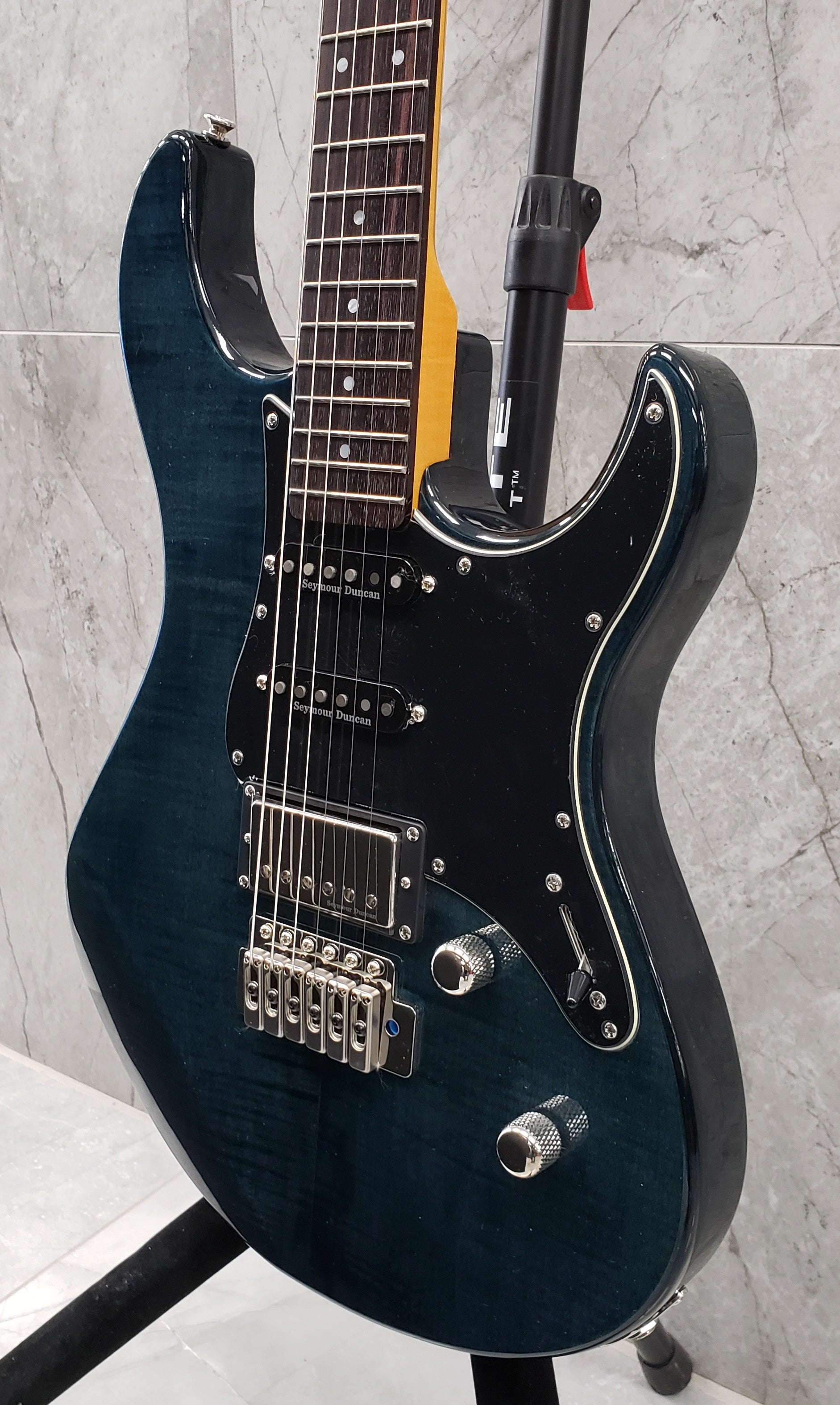 YAMAHA Pacifica PAC612VIIFM IBL ELECTRIC GUITAR Indigo Blue