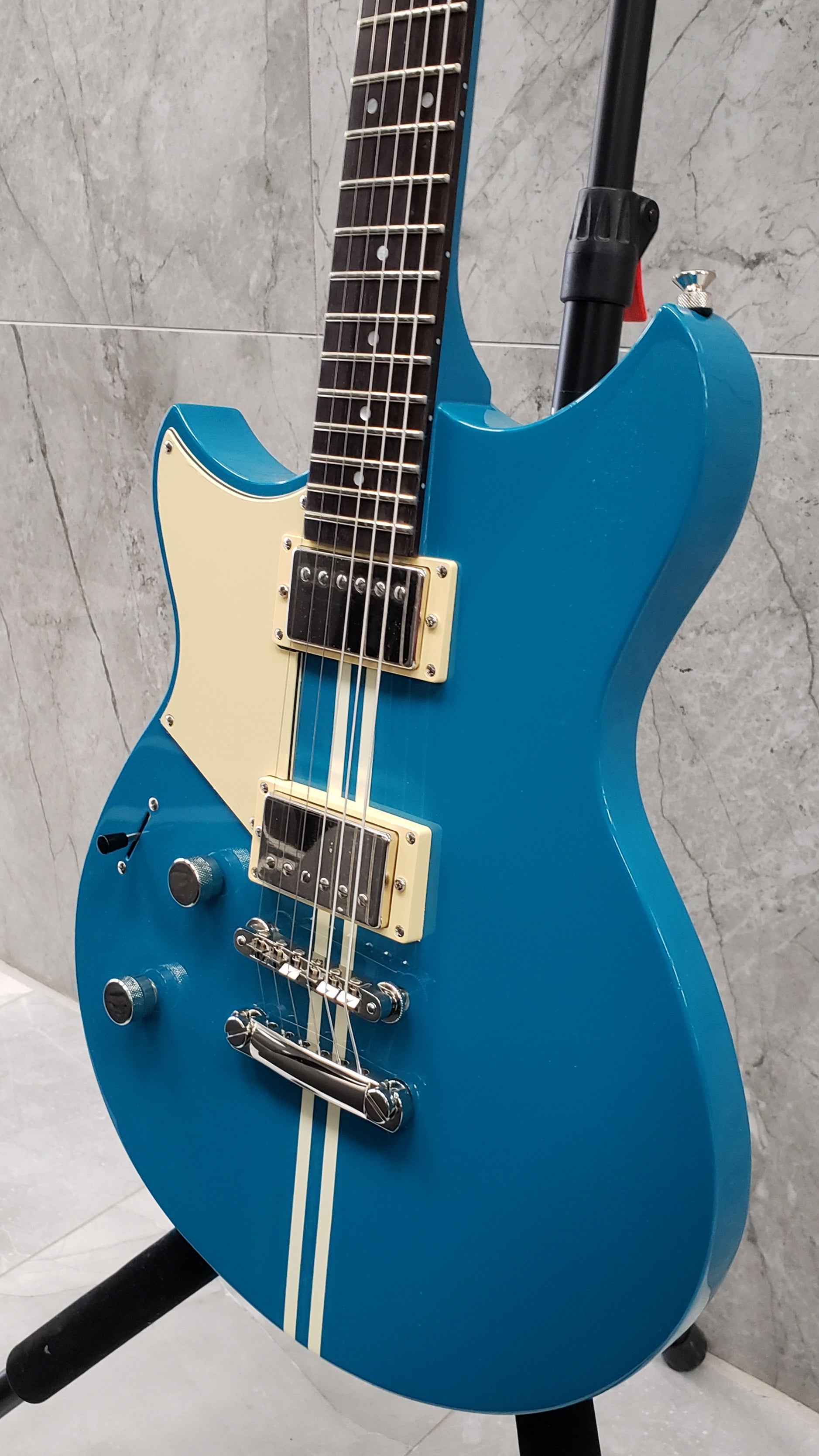 YAMAHA LEFT HANDED REVSTAR ELEMENT ELECTRIC GUITAR RSE20L SWIFT BLUE RSE20L SBU