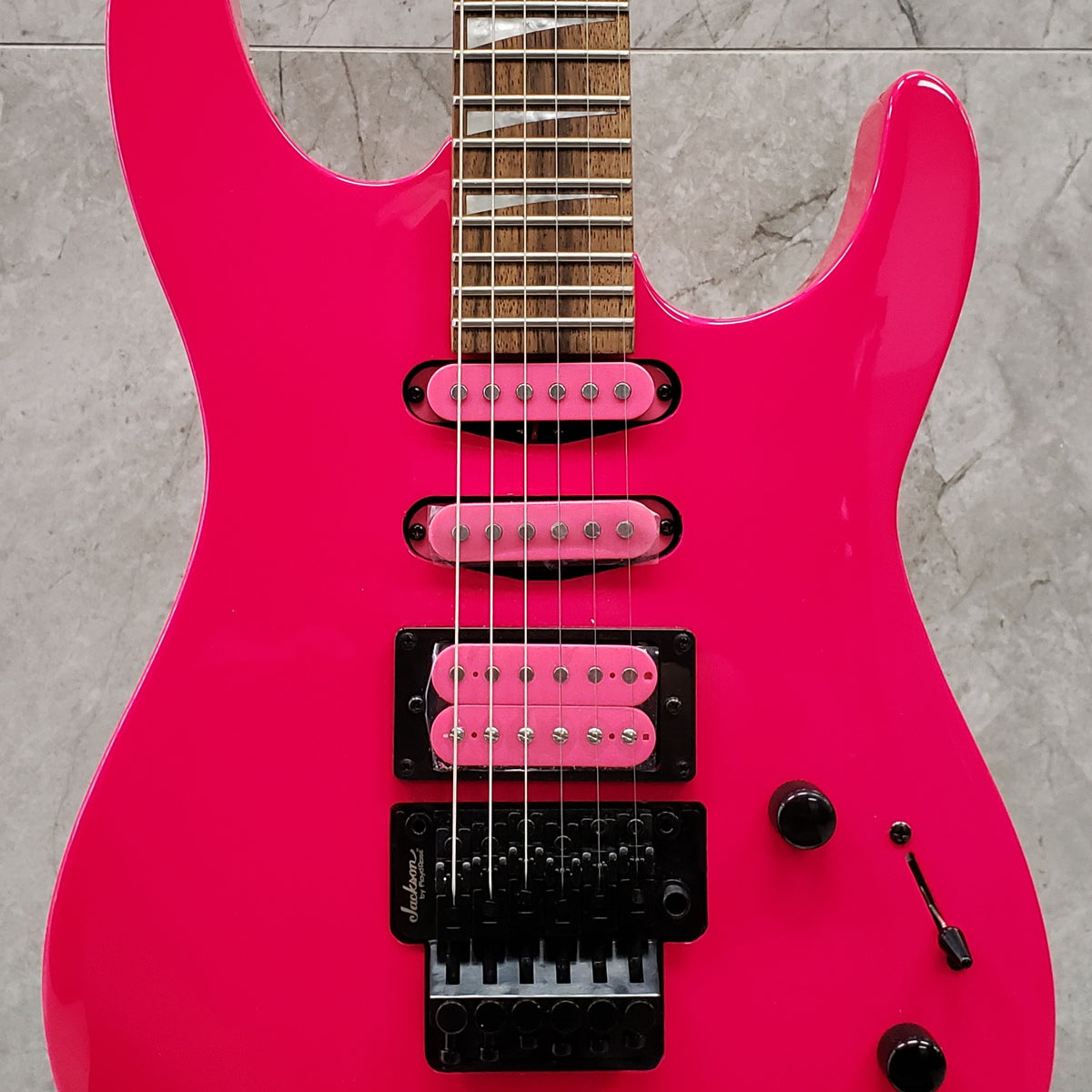 JACKSON X Series Dinky DK3XR HSS Neon Pink 2910022519 SERIAL