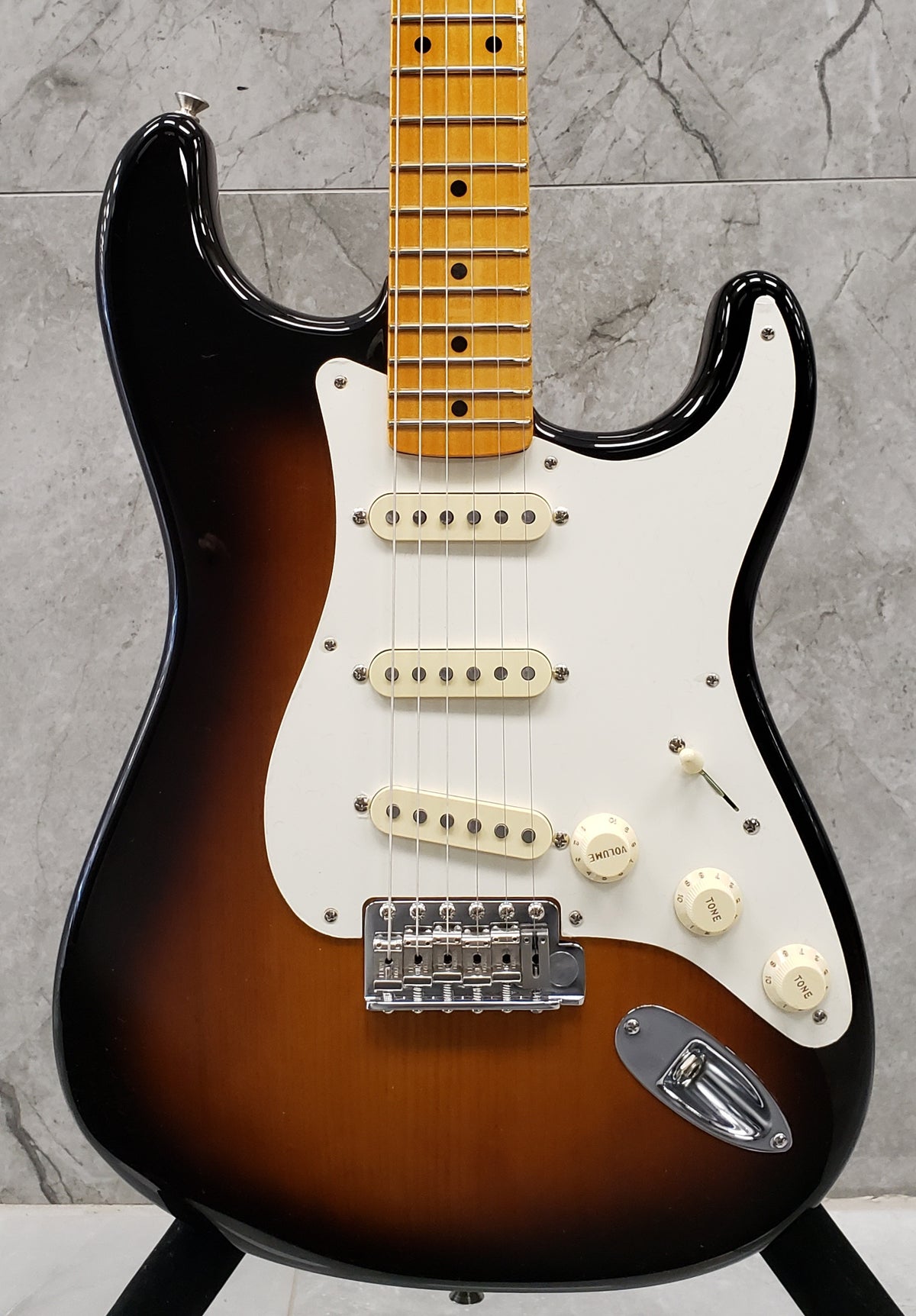 Fender Stories Collection Eric Johnson 1954 Virginia Stratocaster Mapl