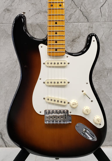 Fender Stories Collection Eric Johnson 1954 Virginia Stratocaster Maple Fingerboard 2-Color Sunburst F-0117442803