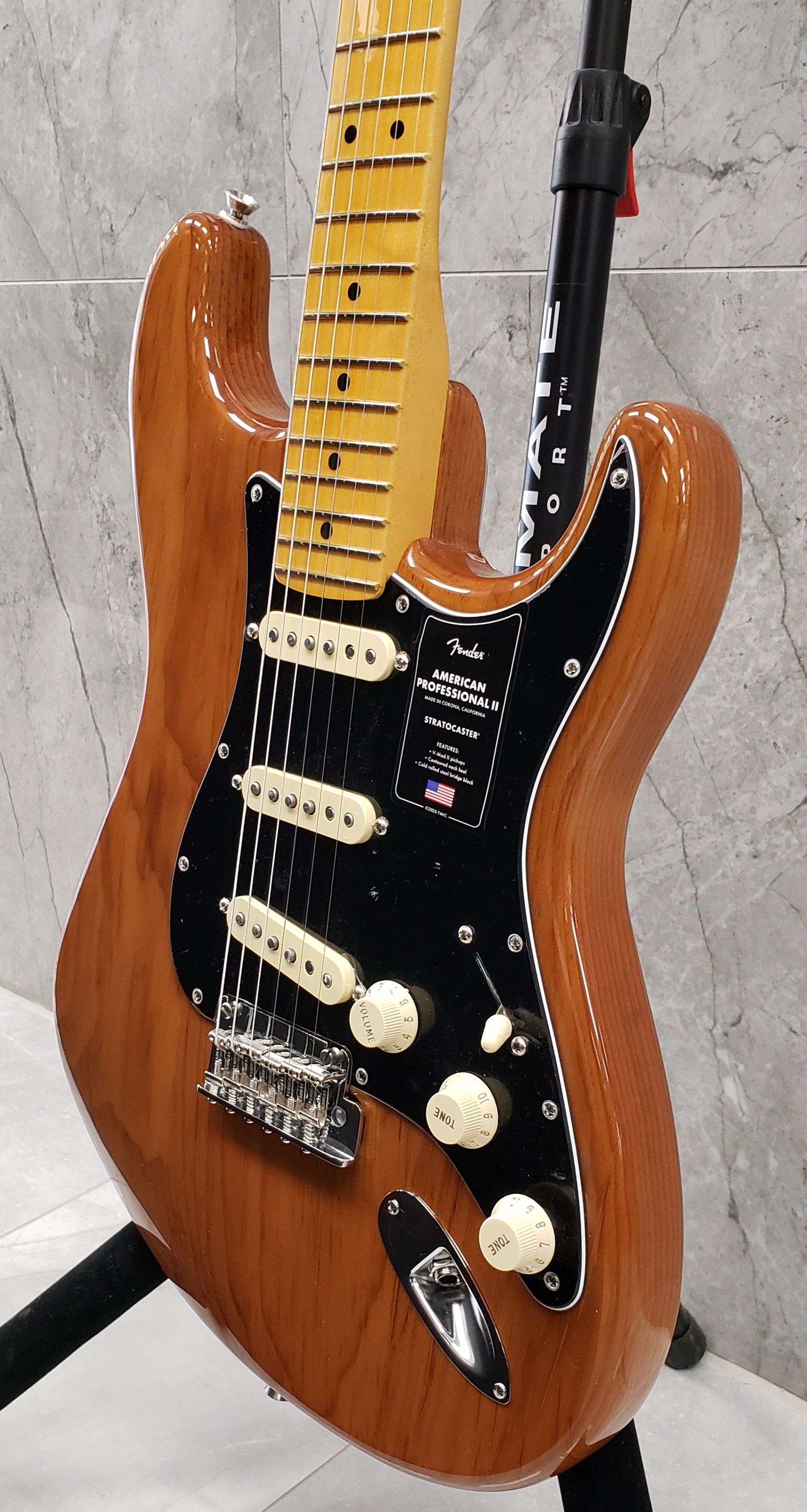 Fender american professional ii stratocaster roasted pine deals