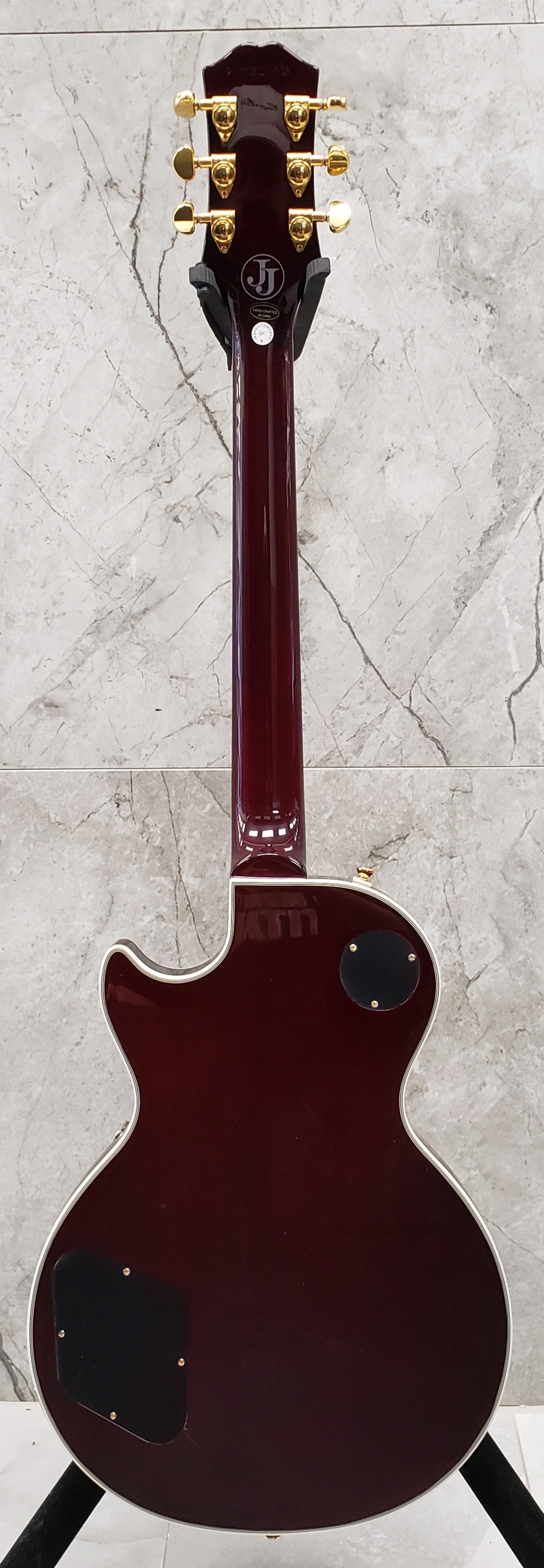 Epiphone Jerry Cantrell "Wino" Les Paul Custom in Wine Red EIJCLCWRGH