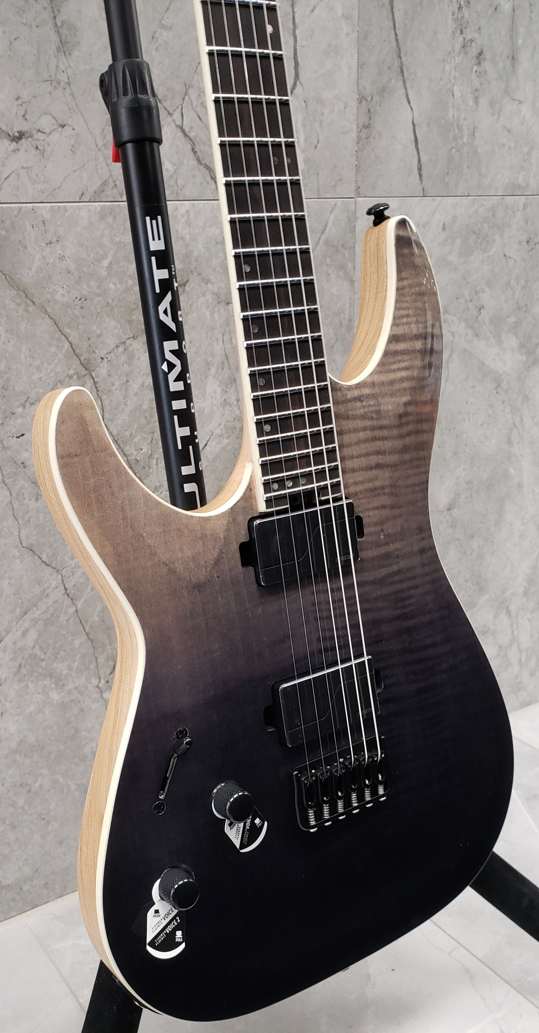 Schecter C-1 SLS ELITE Left handed with Swamp Ash Body Flamed Maple Top, Black Fade Burst 1360-SHC