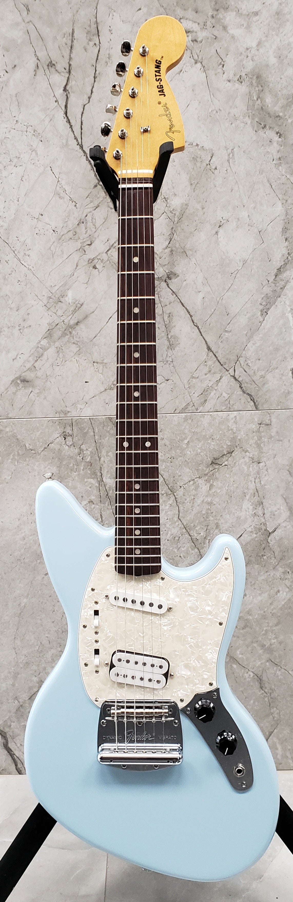 Fender Kurt Cobain Jag-Stang Rosewood Fingerboard, Sonic Blue F