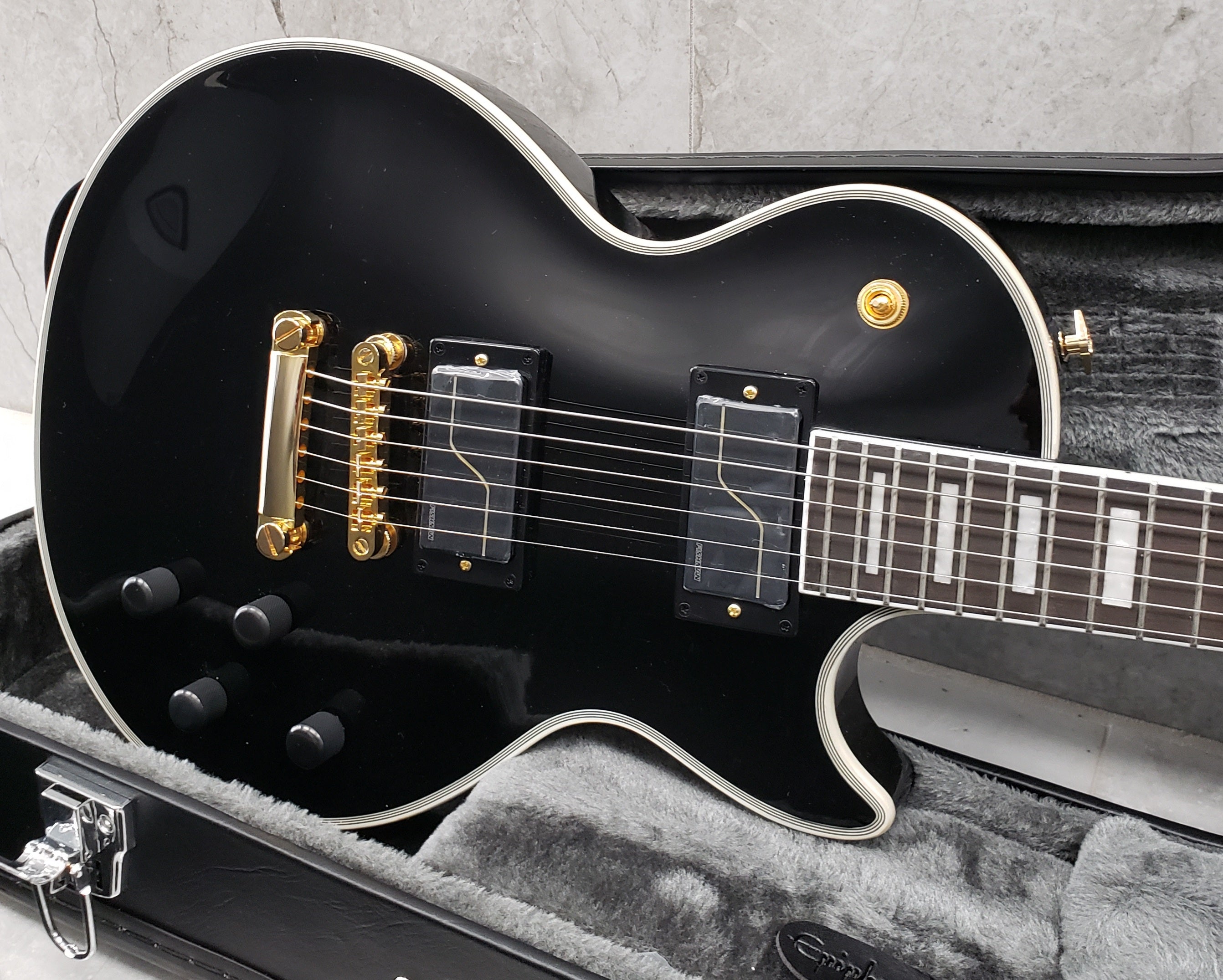 Epiphone Matt Heafy Origins Les Paul Custom - Ebony EILPCMKHEBGH