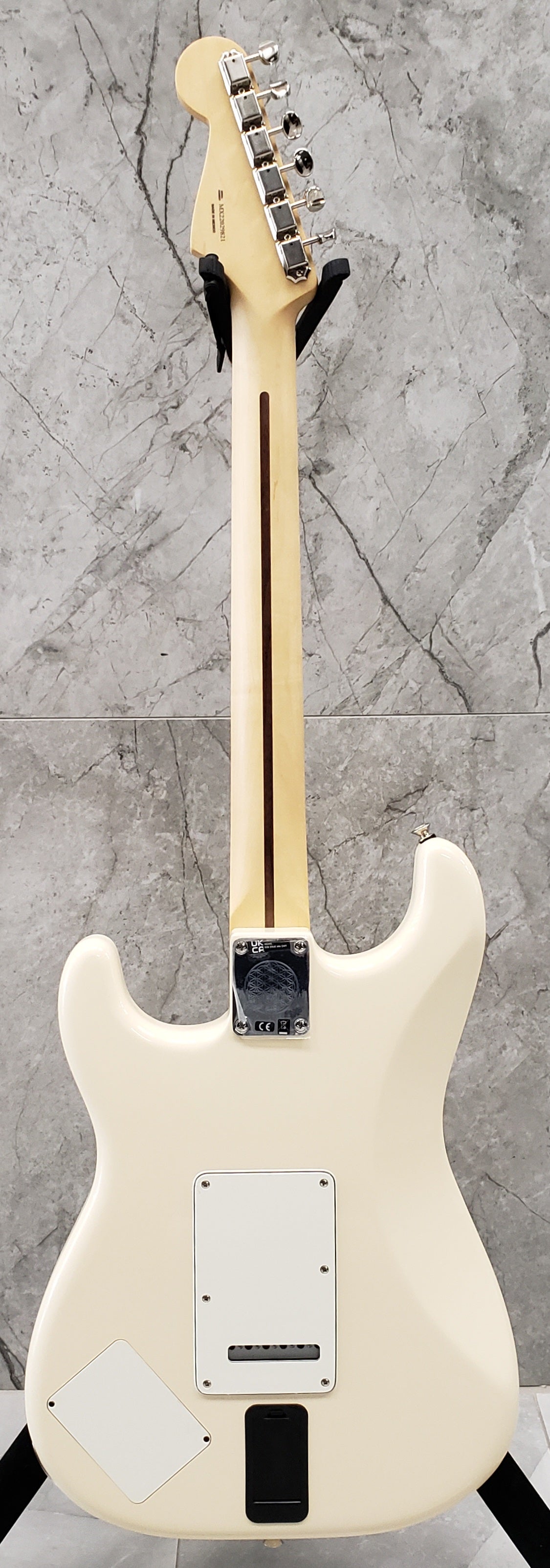 Fender EOB Stratocaster Maple Fingerboard Olympic White Ed O'Brien Signature 0140192305