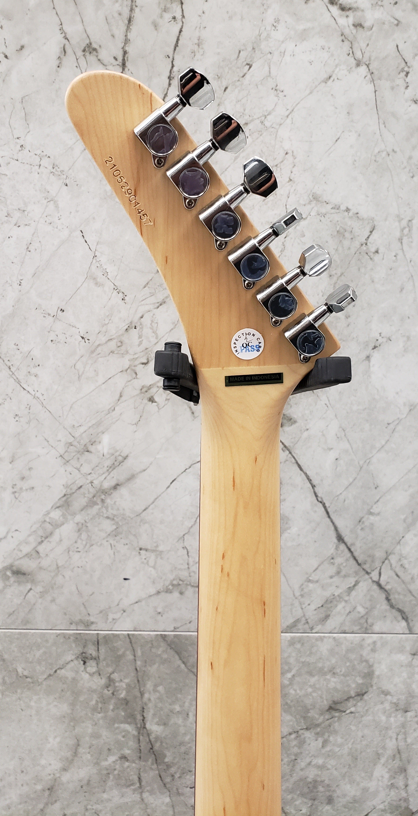 Kramer BARRETTA SPECIAL - EBONY KBS-EBCT — L.A. Music
