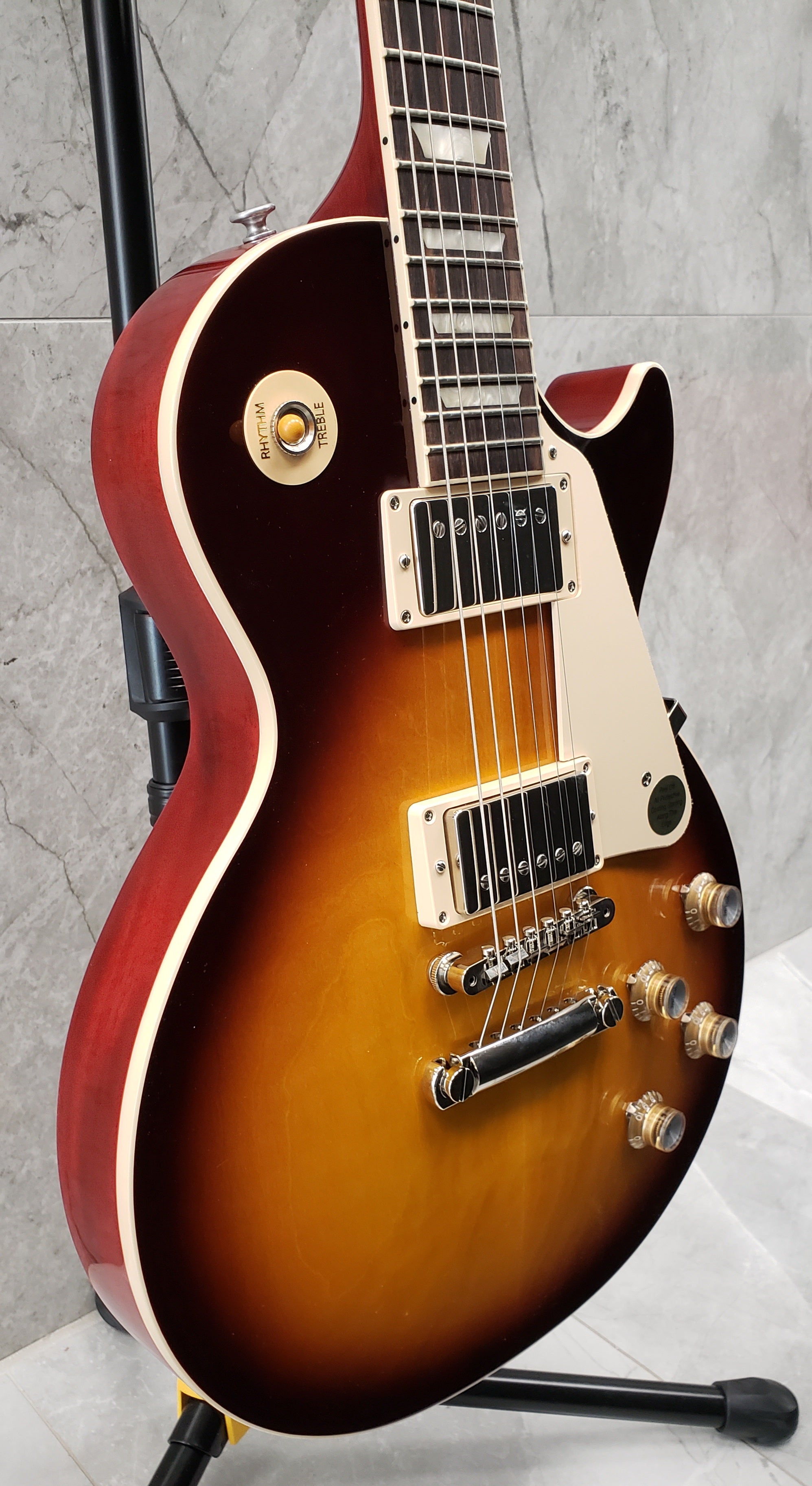 Gibson Les Paul Standard 60s Bourbon Burst LPS600BBNH SERIAL NUMBER 212520331 - 10.2 LBS