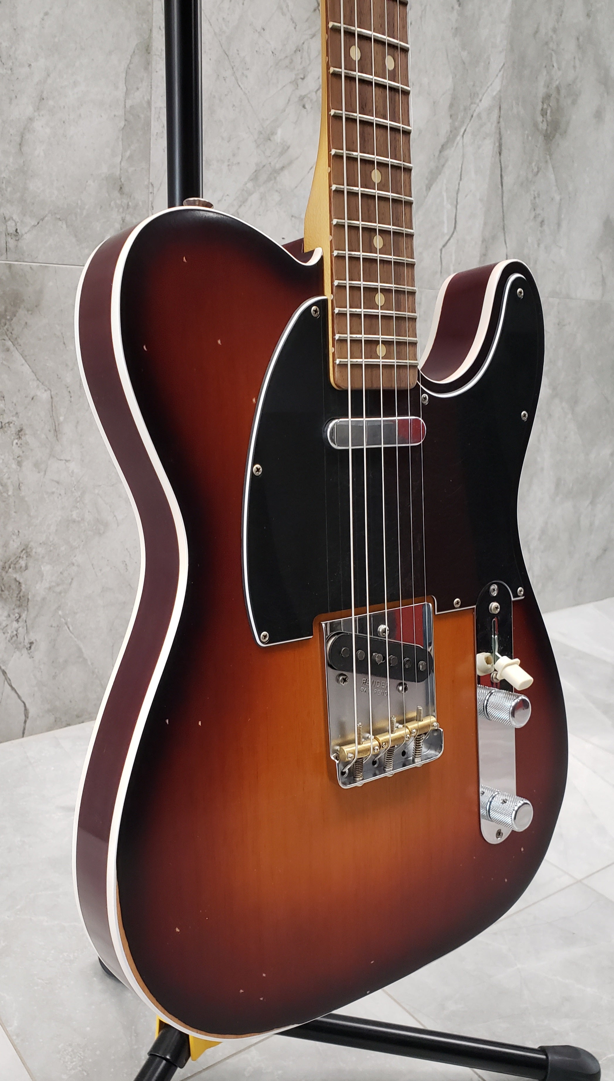 Fender Jason Isbell Custom Telecaster Rosewood 3-color Chocolate Burst  F-0140320364