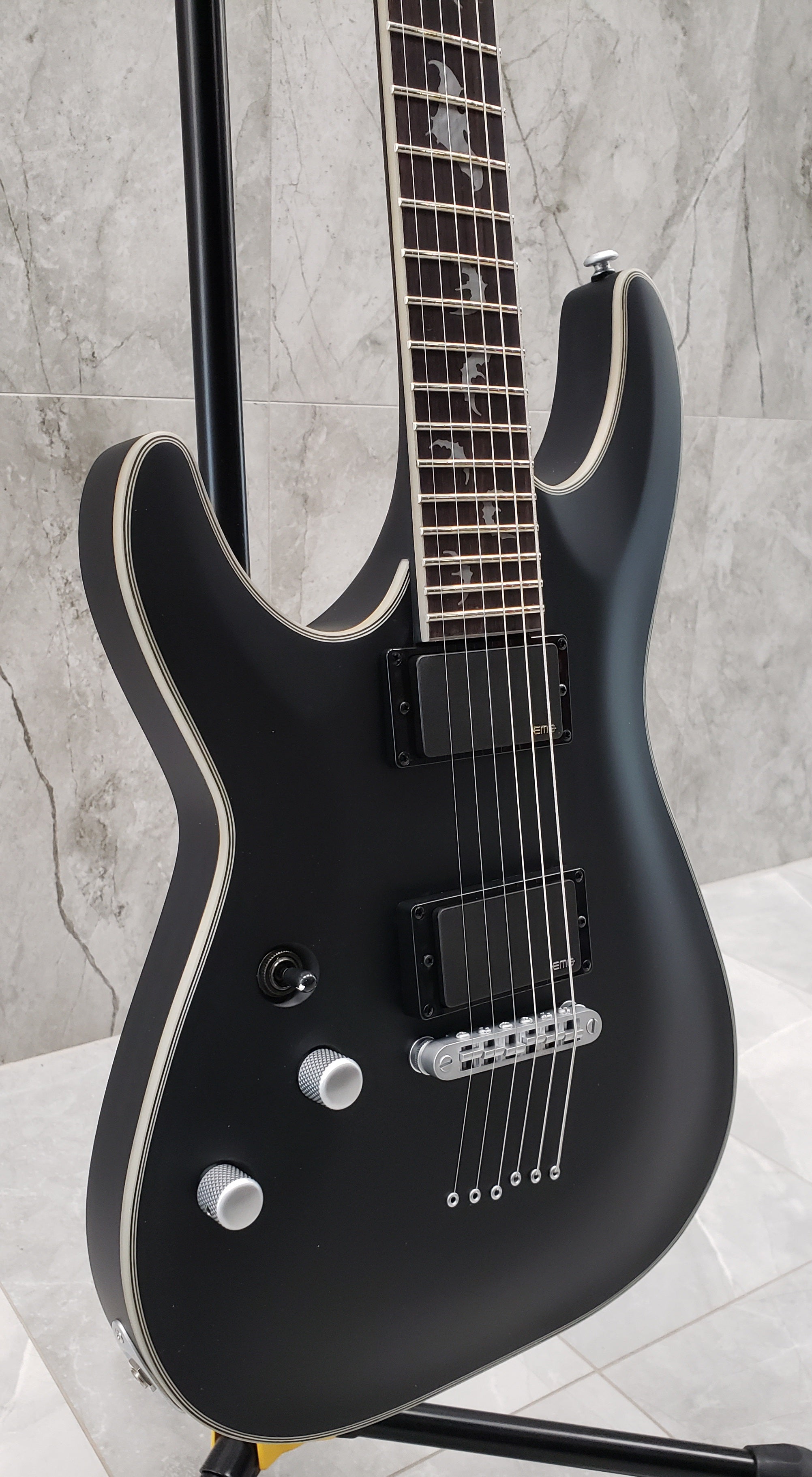 Schecter LEFT HANDED DAMIEN PLATINUM DAMIEN-PLAT-6-LH-SBK Satin Black Guitar with EMG 81, 85 Pickups 1182-SHC