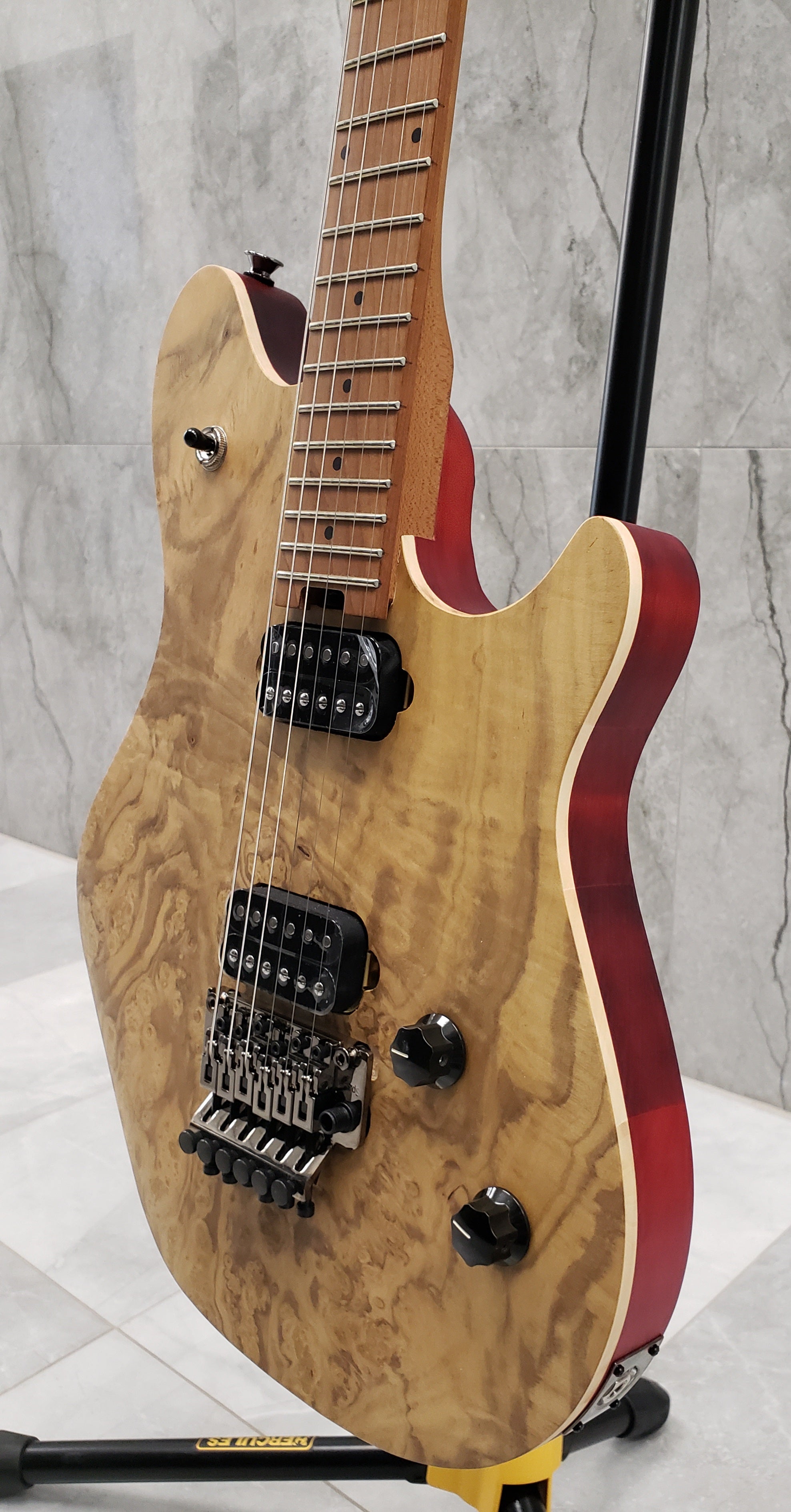 EVH Wolfgang WG Standard Exotic Laurel Burl Baked Maple Fingerboard, Natural 5107003515