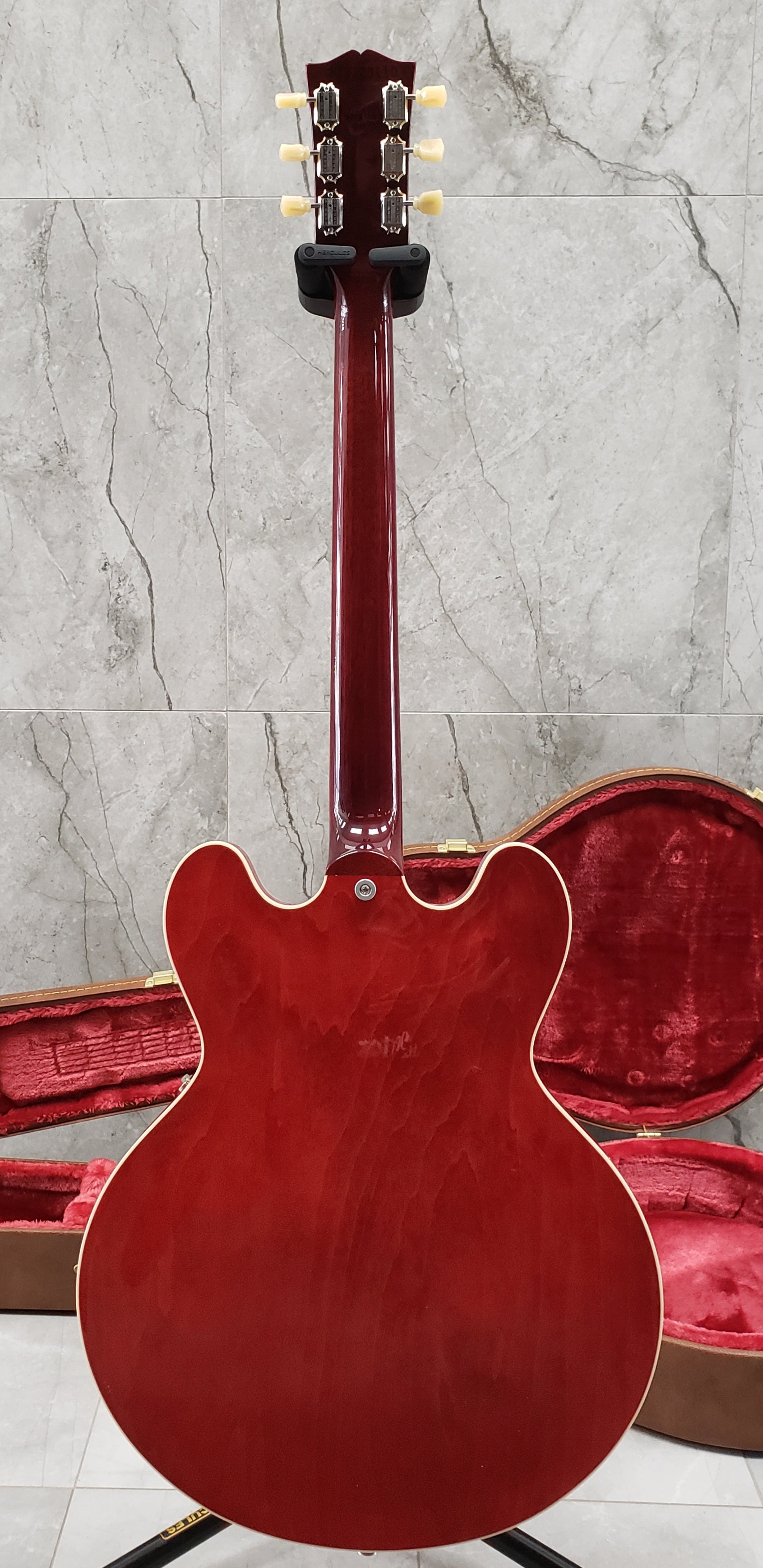 Gibson ES-335 Semi-Hollow Body Sixties Cherry ES335 ES3500SCNH