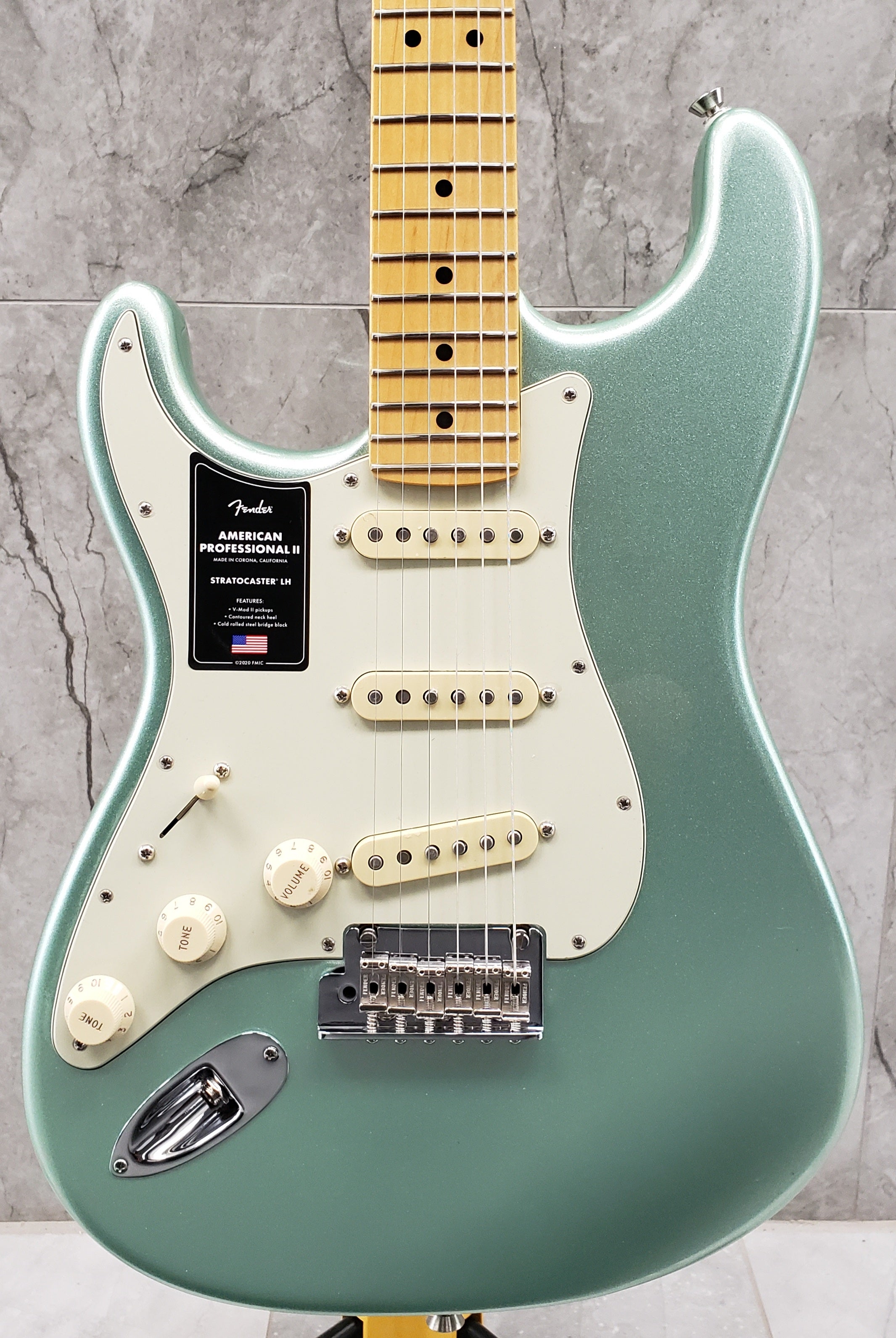 Fender American Professional II Stratocaster Left Hand Maple Fingerboa