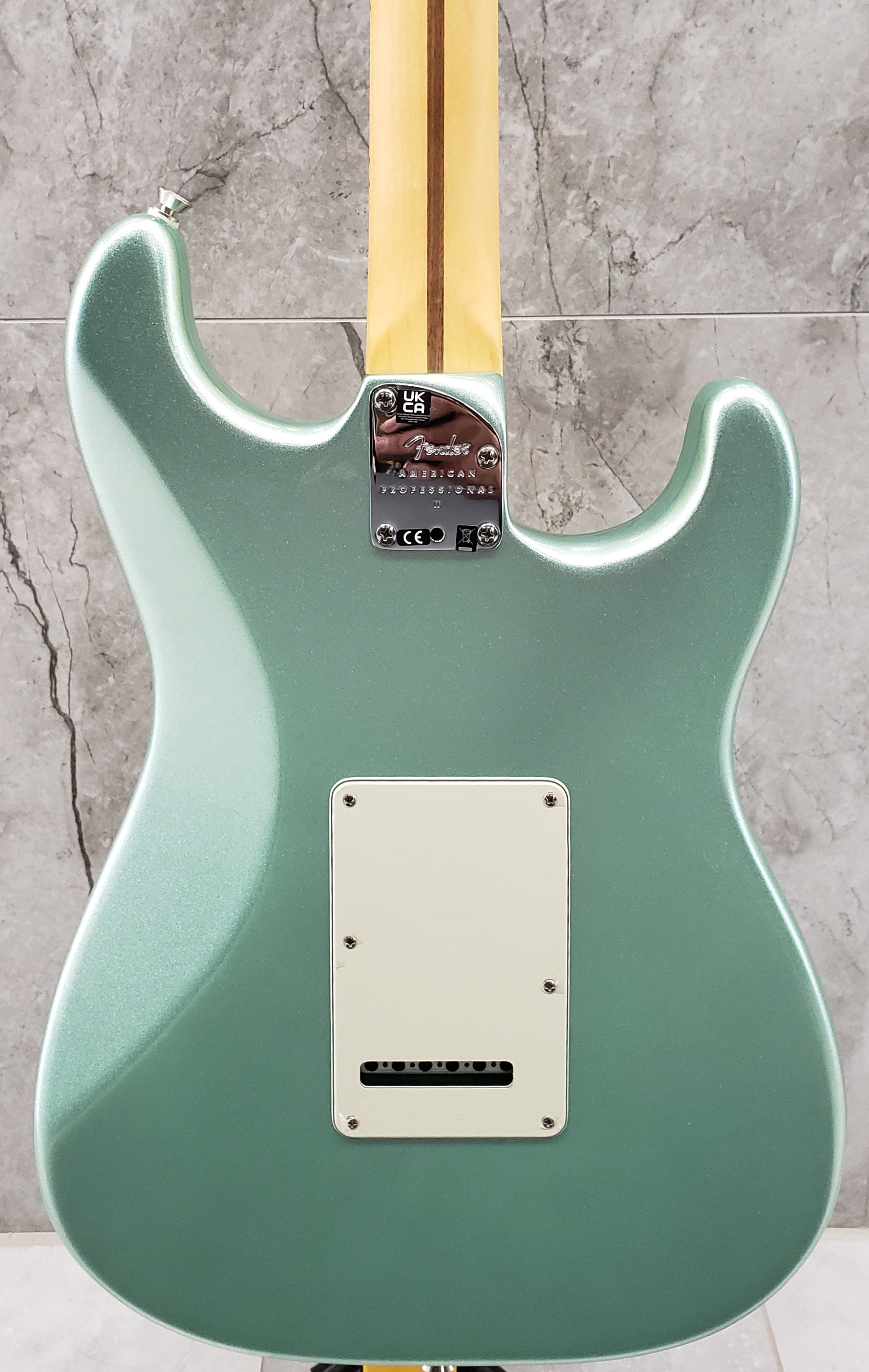 Fender American Professional II Stratocaster Left Hand Maple Fingerboard Mystic Surf Green 0113932718 SERIAL NUMBER US22001529 - 8.0 LBS