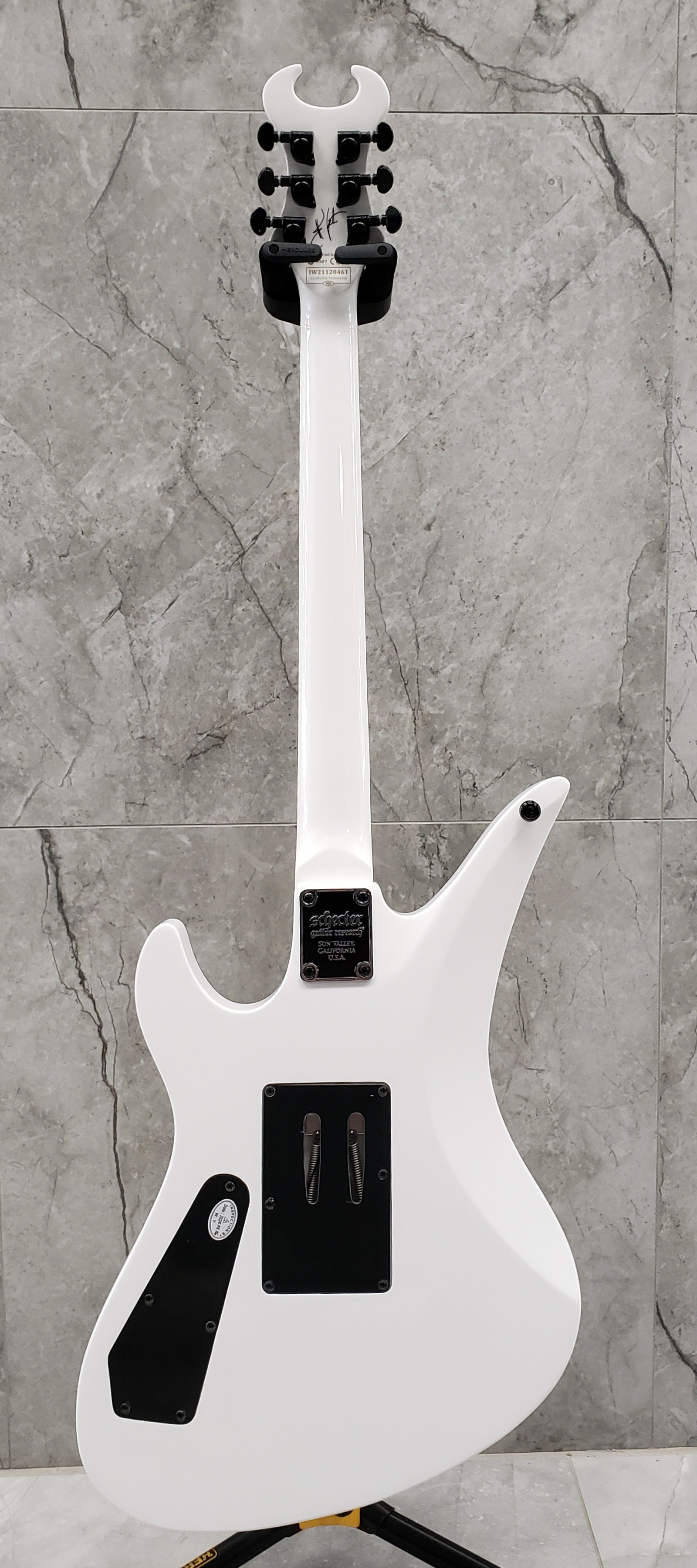 Schecter Synyster Standard Electric Guitar Gloss White with Black Pinstripes 1746-SHC SERIAL NUMBER IW21120461 - 7.8 LBS