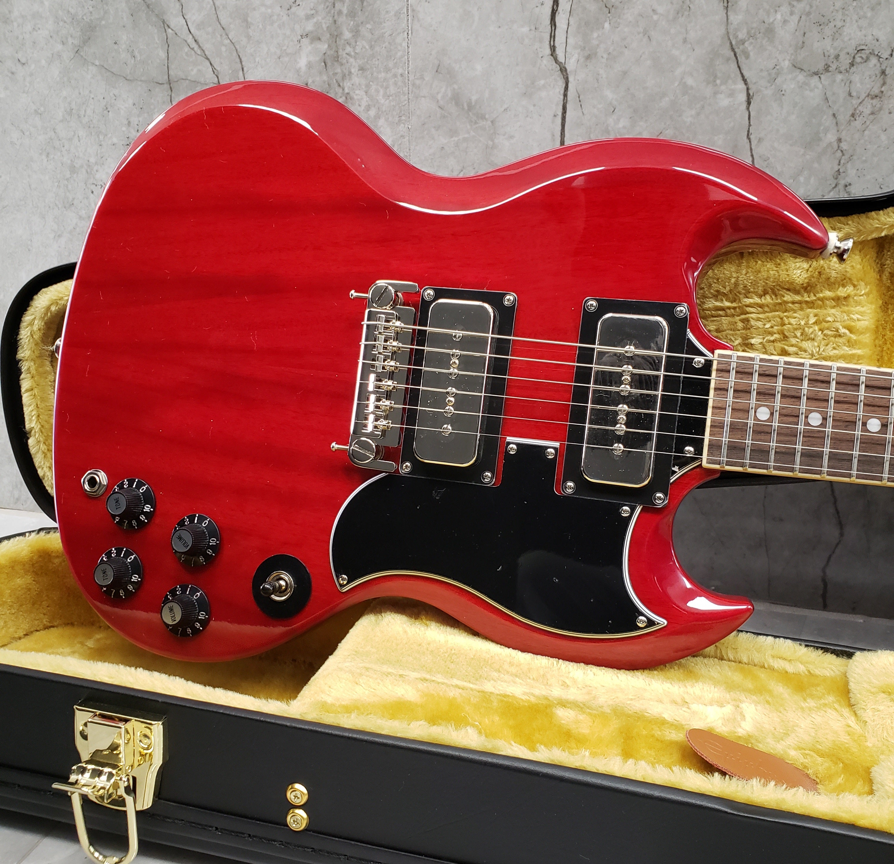 Epiphone Tony Iommi SG Special with Case - Vintage Cherry EIGCTIMSCNH