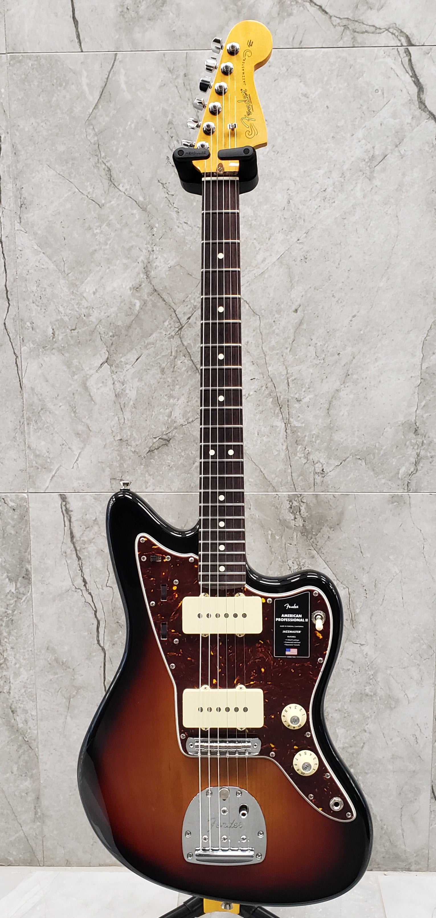 Fender American Professional II Jazzmaster Rosewood Fingerboard 3-Color Sunburst F-0113970700