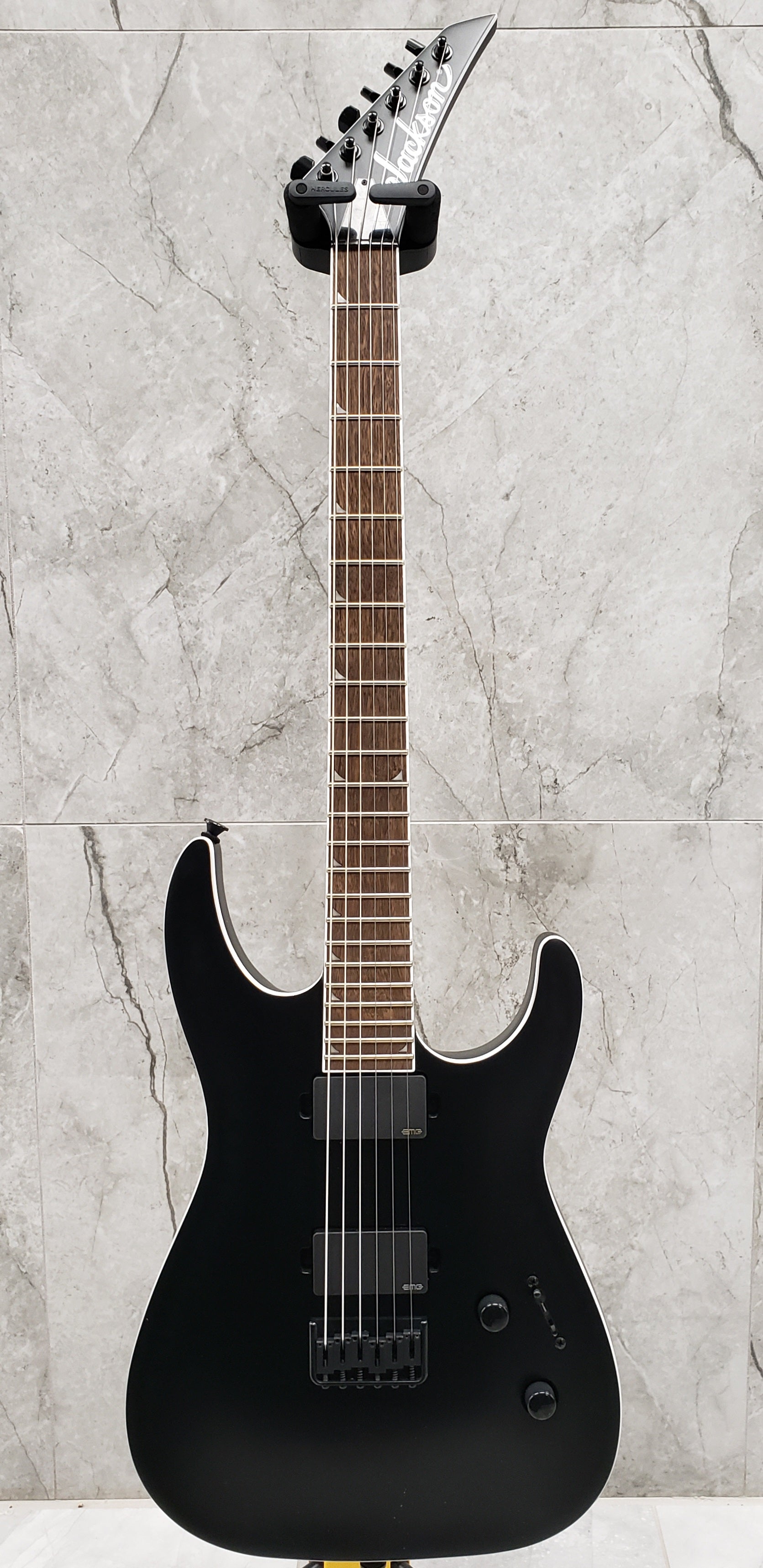 JACKSON X Series Soloist SLA6 DX Baritone Satin Black 2919260568