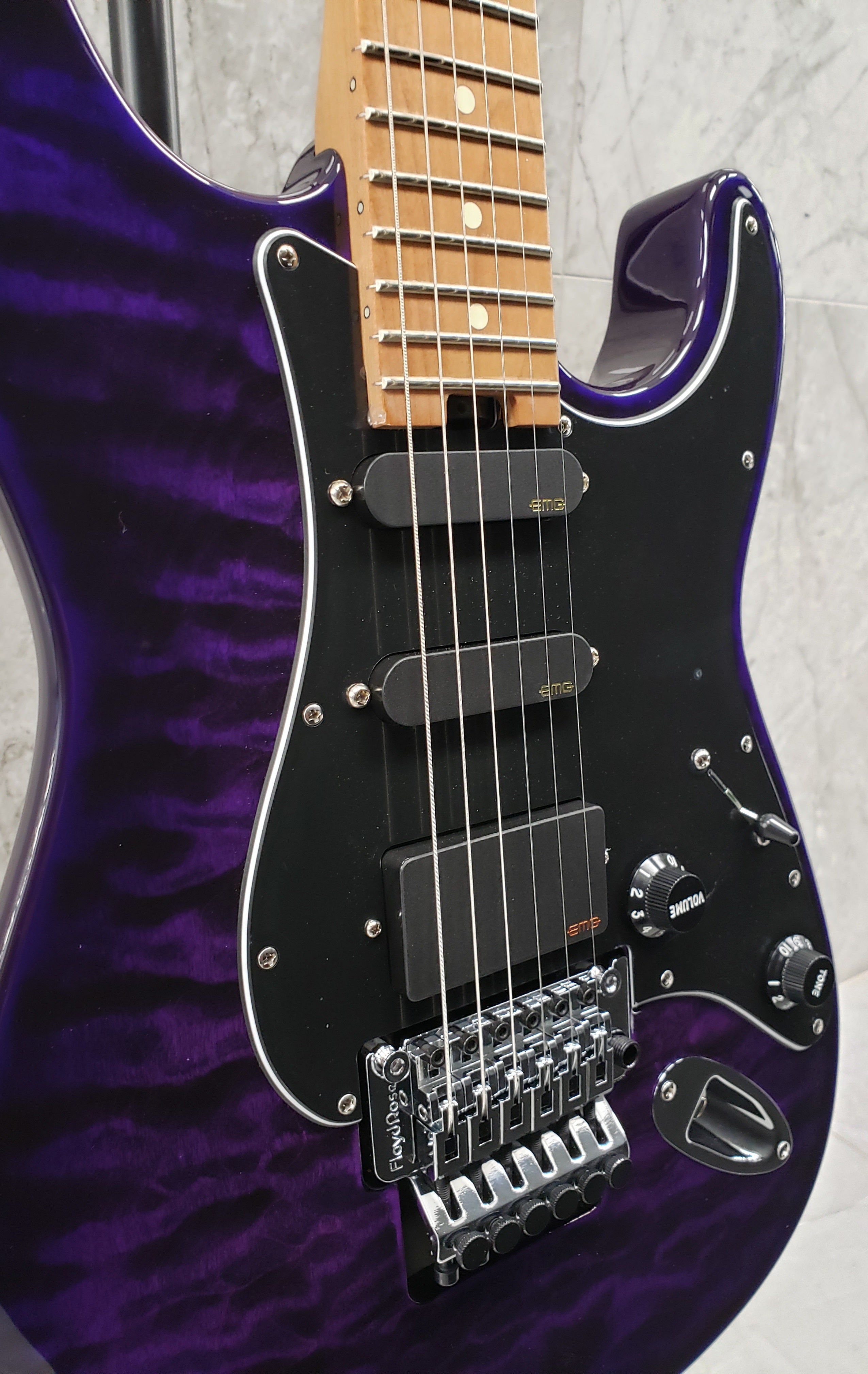 CHARVEL Marco Sfogli Signature Pro-Mod So-Cal Style 1 HSS FR CM QM, Caramelized Maple Fingerboard, Transparent Purple Burst 2966036592