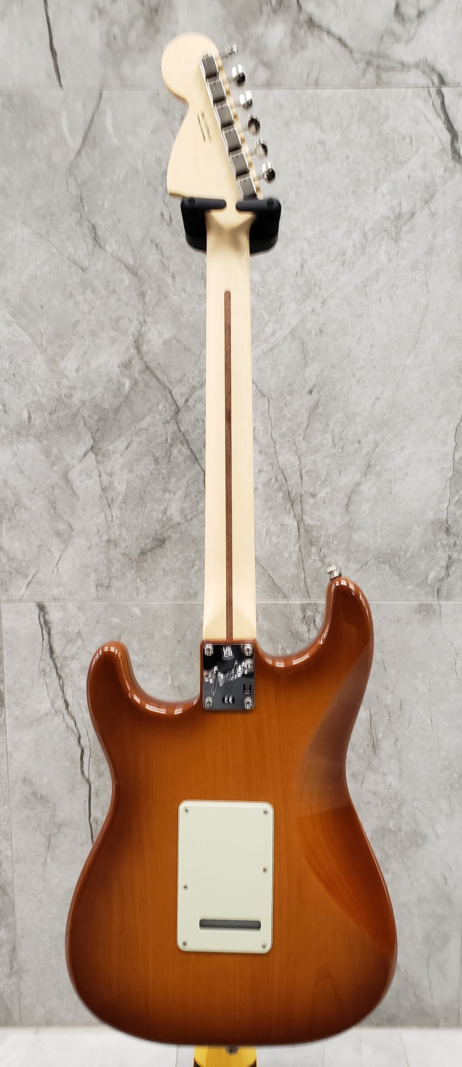 Fender American Performer Stratocaster Rosewood Fingerboard - Honey Burst F-0114910342
