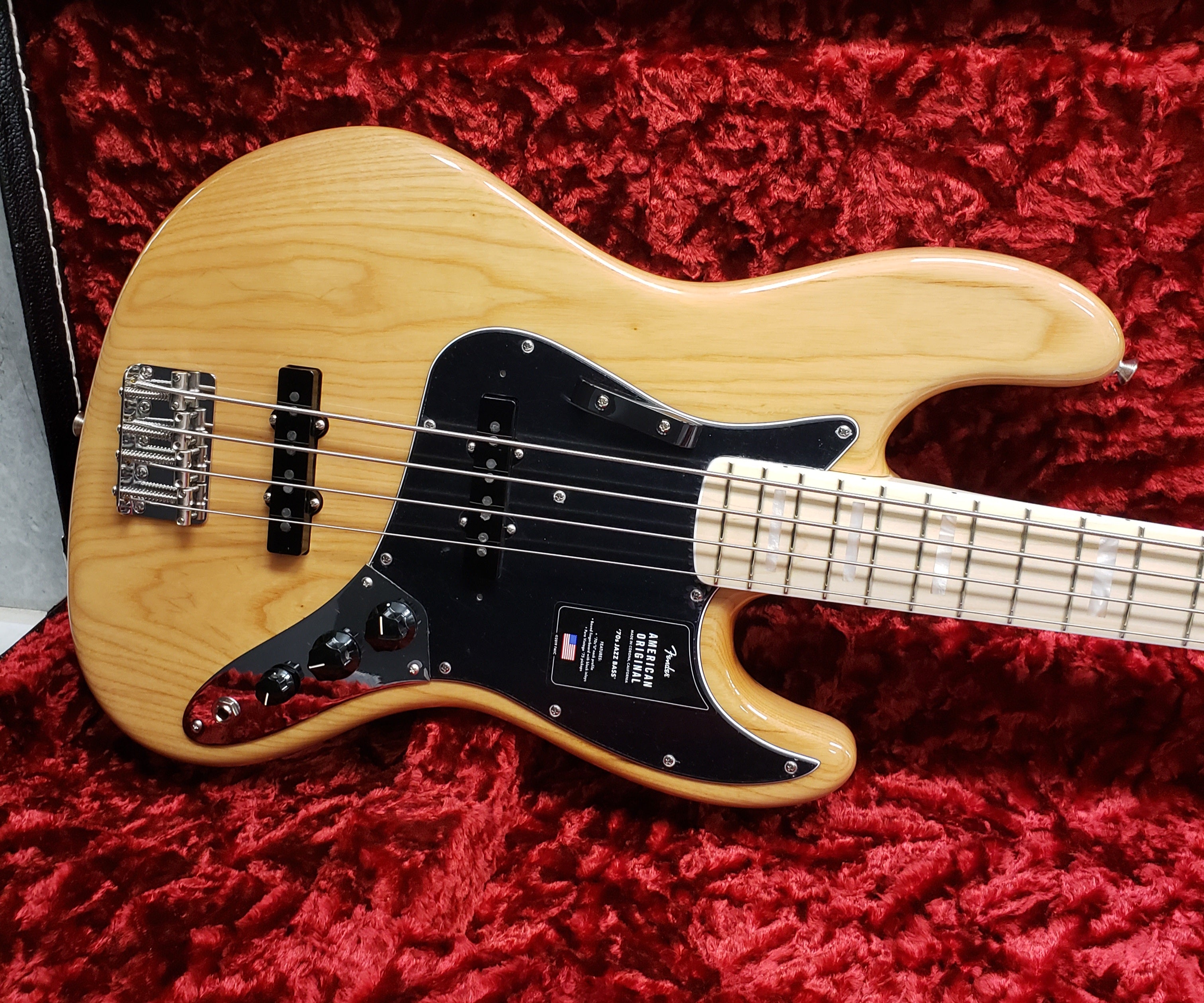 Fender American Original 70s Jazz Bass Maple Fingerboard Natural 0190142821 SERIAL NUMBER V2204558 - 9.4 LBS
