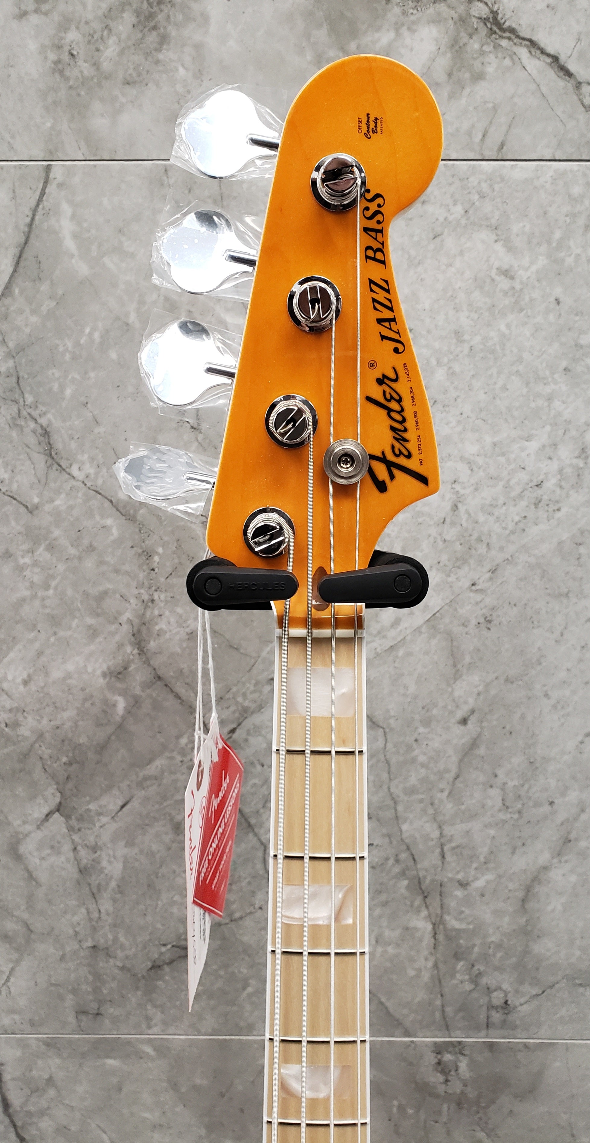 Fender American Original 70s Jazz Bass Maple Fingerboard Natural 0190142821 SERIAL NUMBER V2204558 - 9.4 LBS