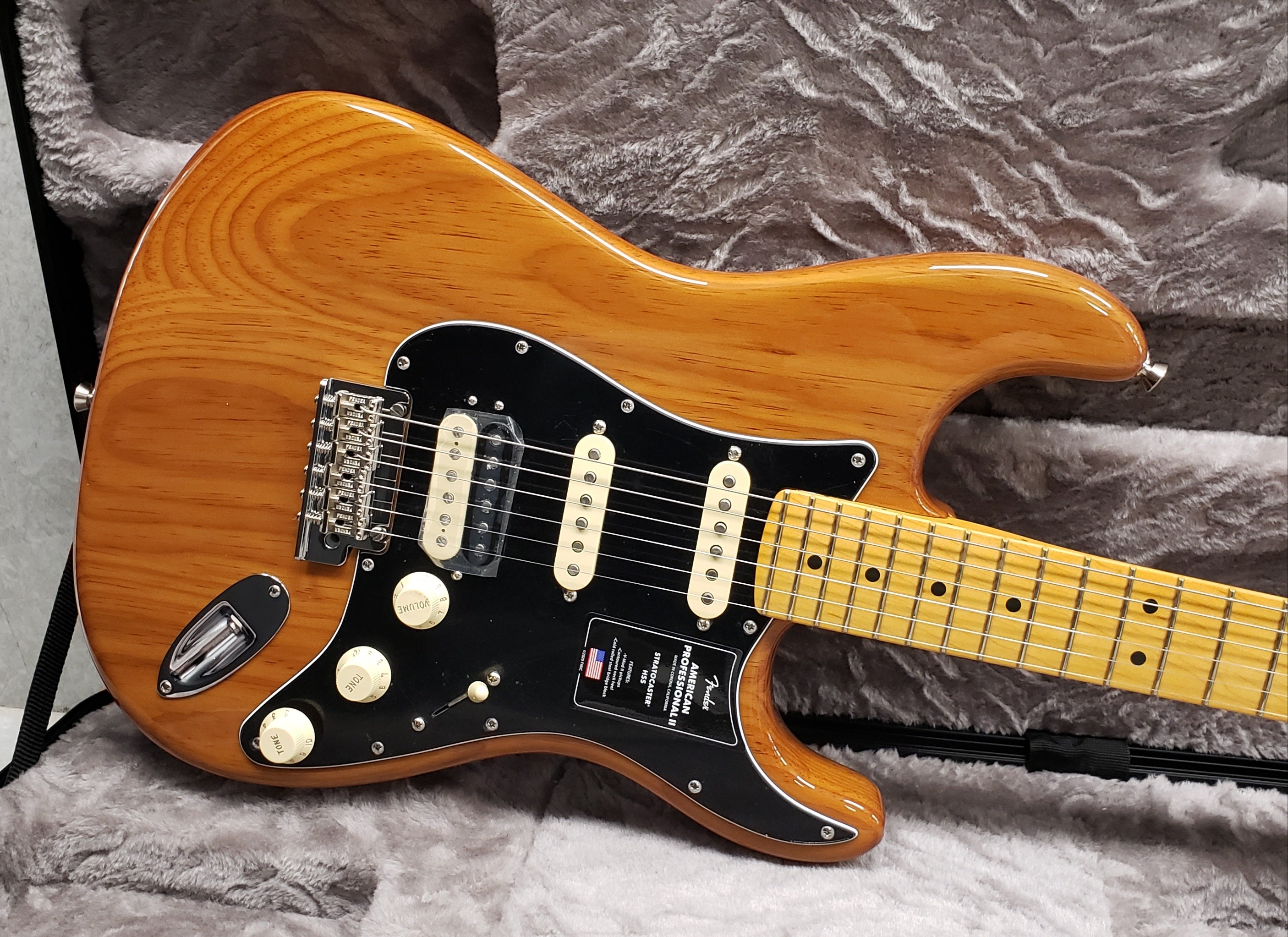 Fender American Professional II Stratocaster HSS Maple Fingerboard Roasted Pine F-0113912763