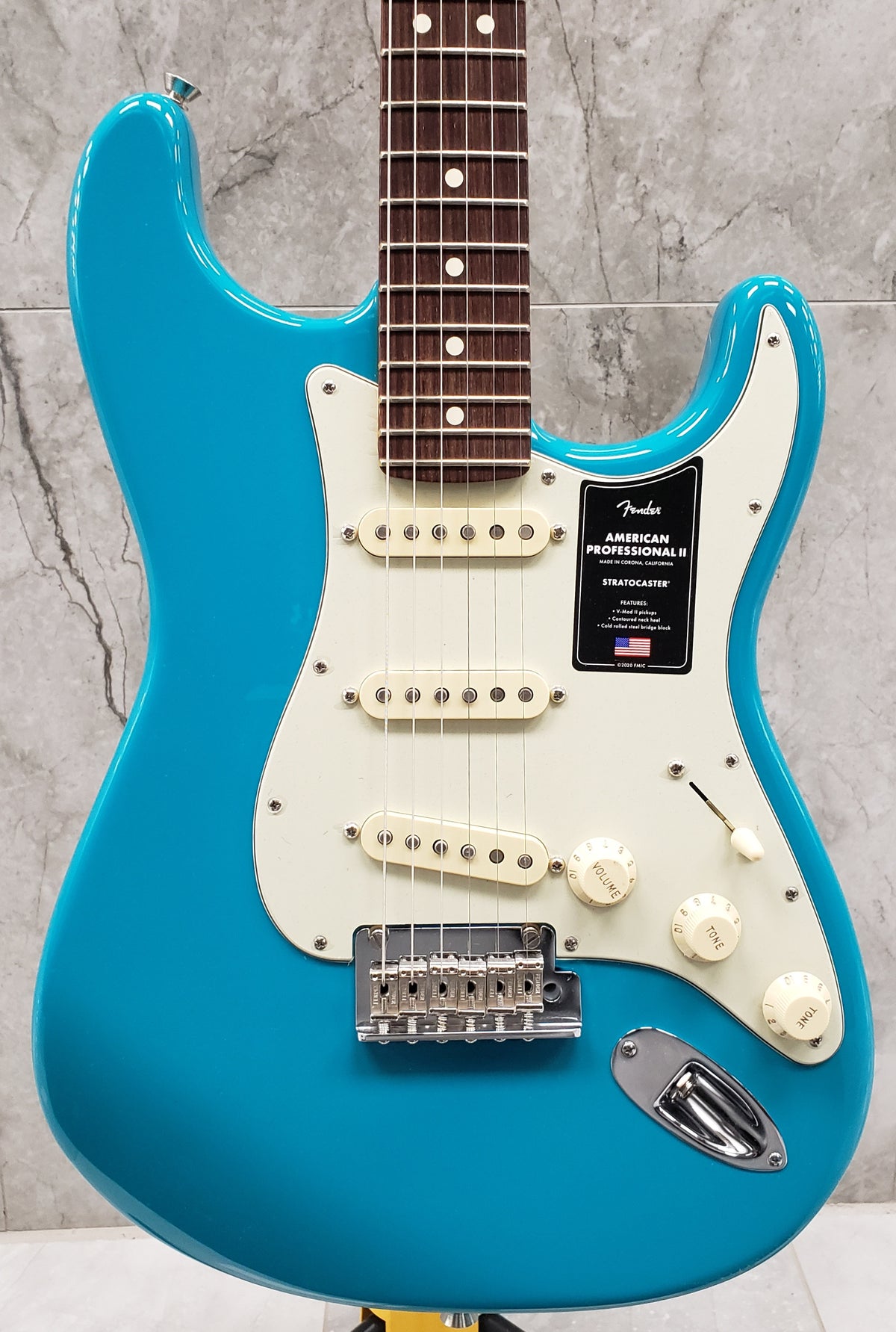 Fender American Professional II Stratocaster Rosewood Fingerboard